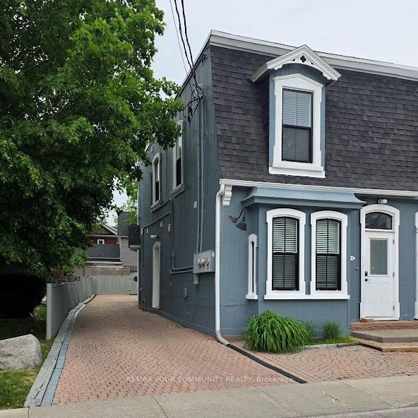 10 Centre Street Property Photo 1