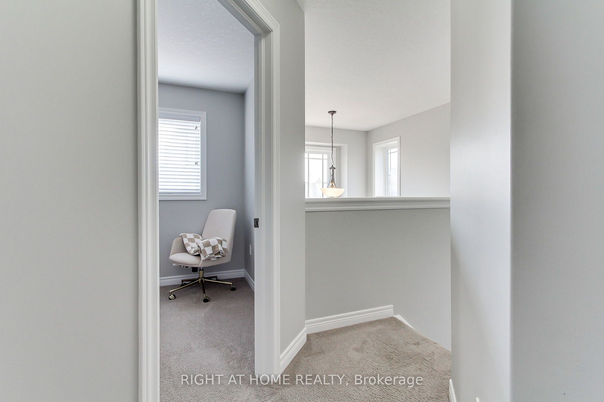 58 Carleton Trail Property Photo 22