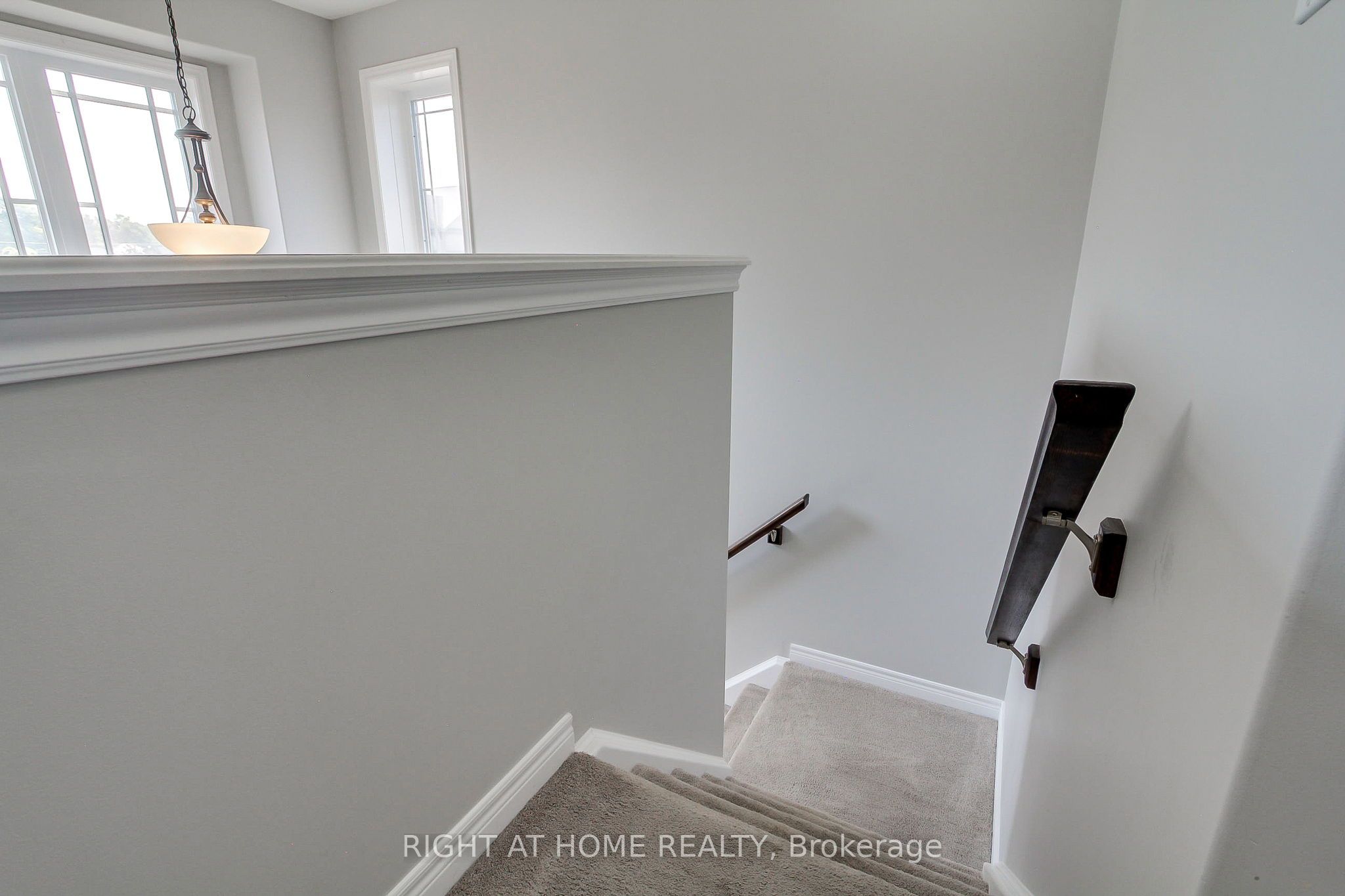 58 Carleton Trail Property Photo 23