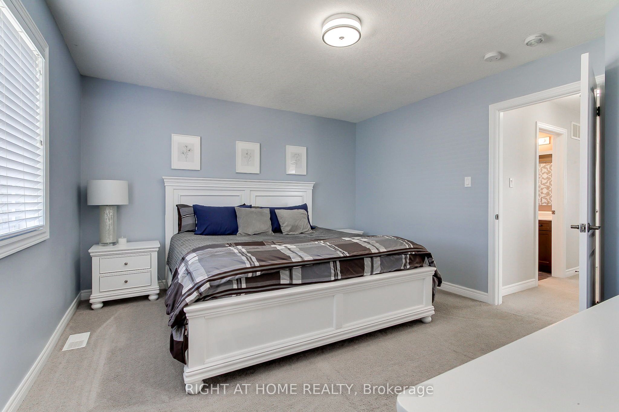58 Carleton Trail Property Photo 26