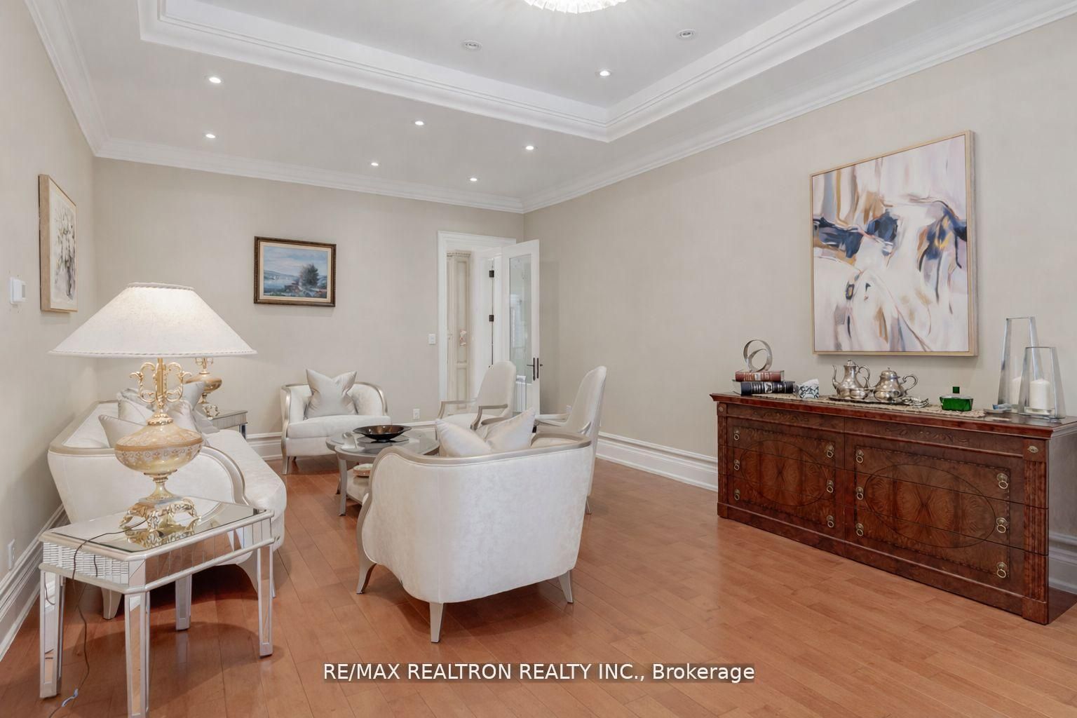5 Long Hill Drive Property Photo 7