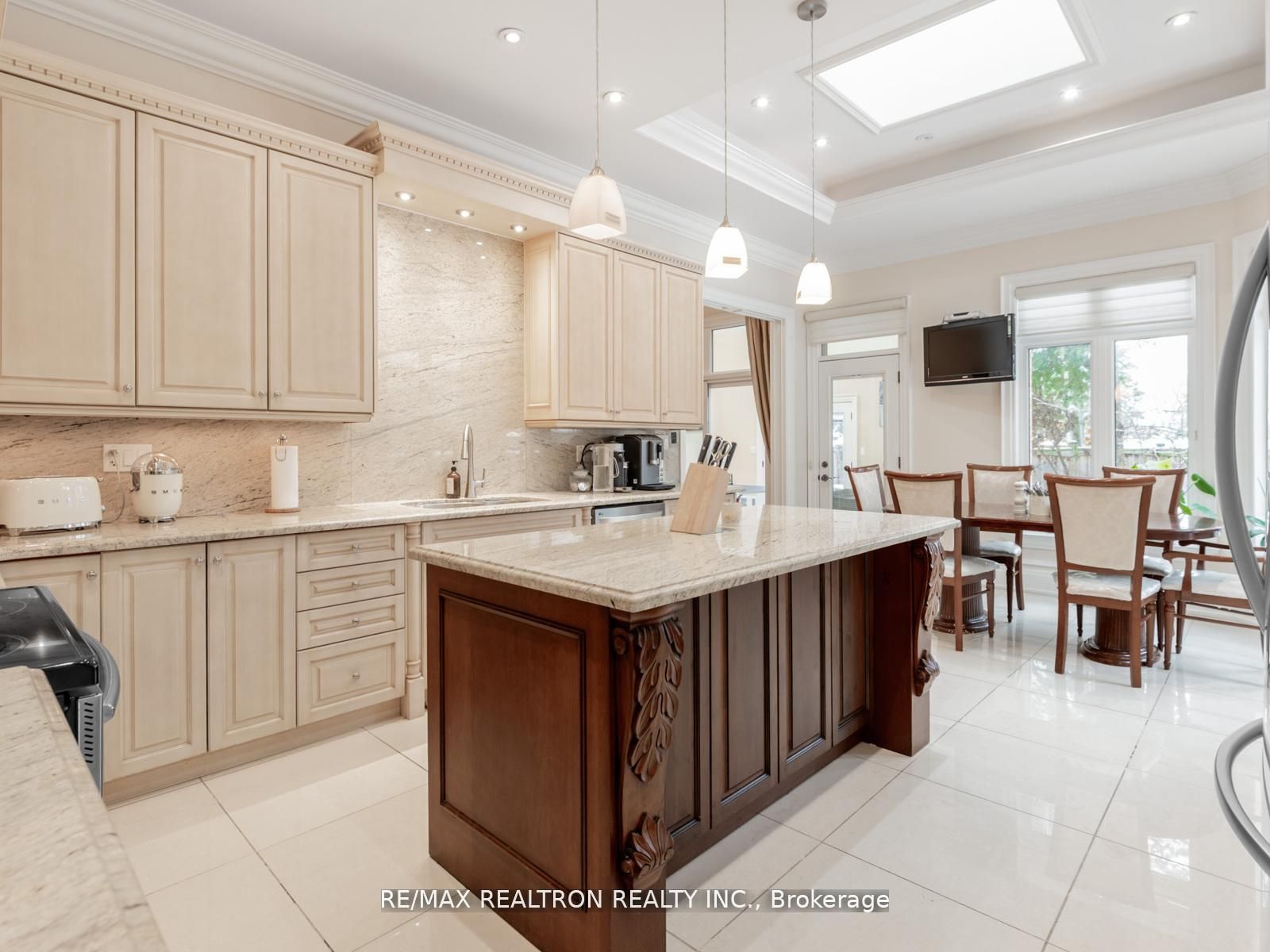 5 Long Hill Drive Property Photo 10