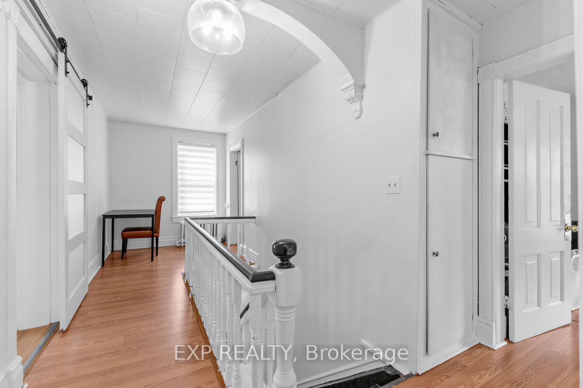 79 Barrie Street E Property Photo 6