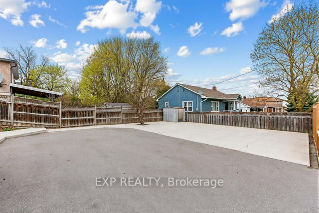 79 Barrie Street E Property Photo 13