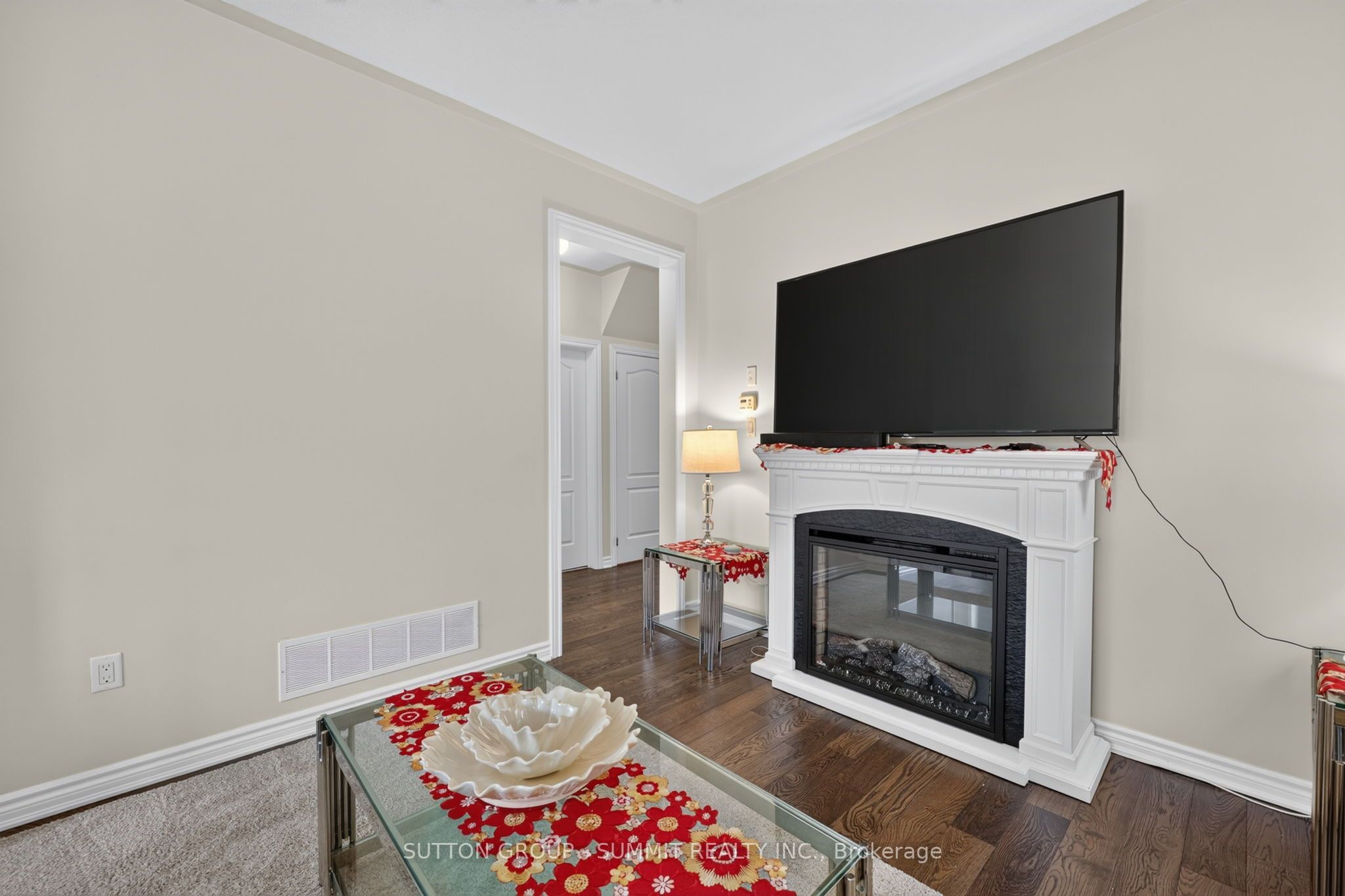 19 Jardine Street Property Photo 13