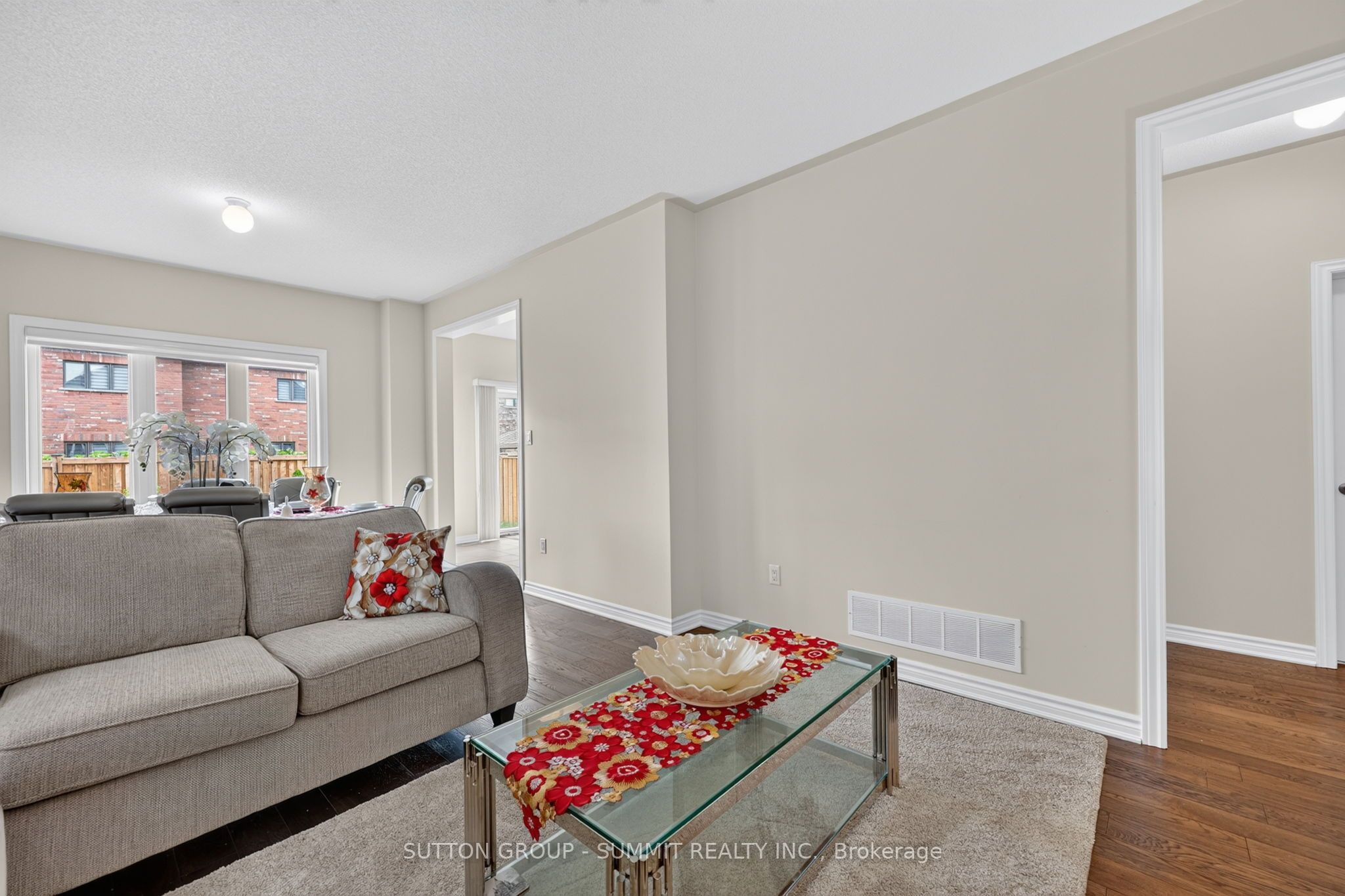 19 Jardine Street Property Photo 14