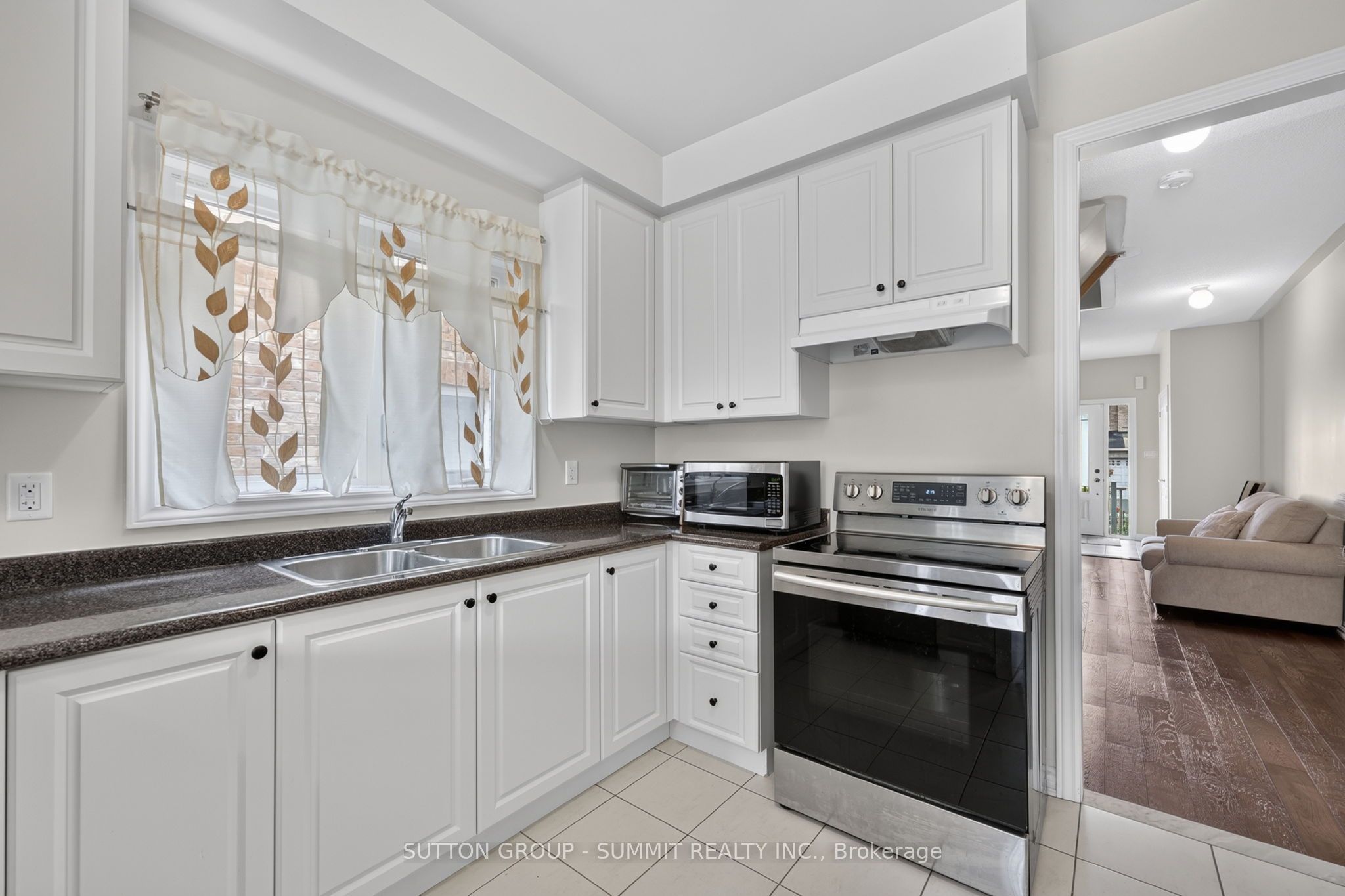 19 Jardine Street Property Photo 23