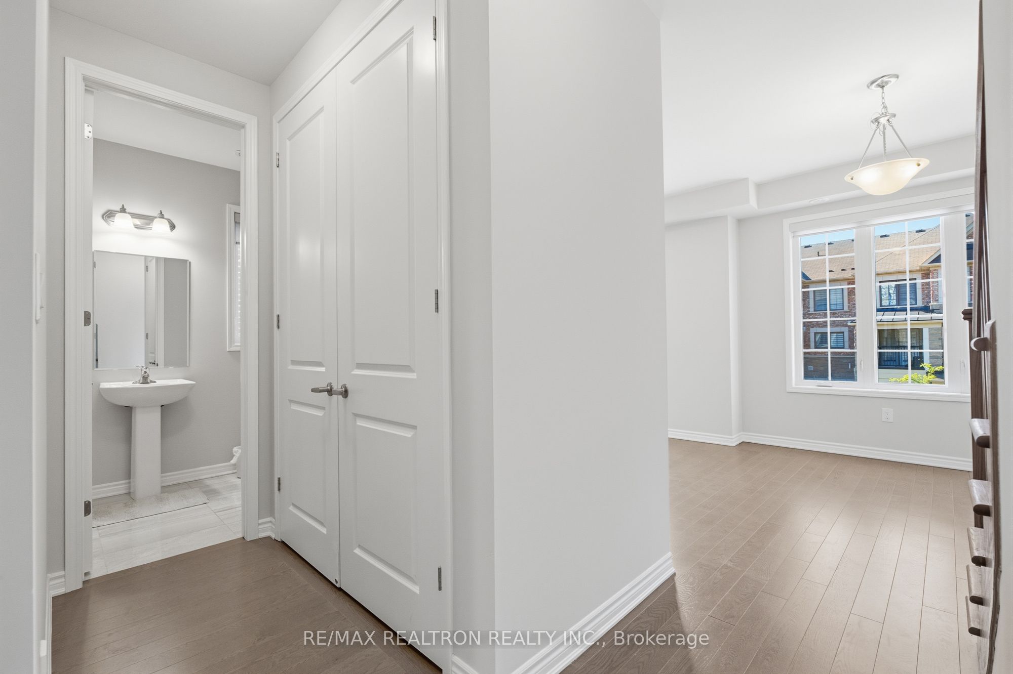 77 Casely Avenue Property Photo 28