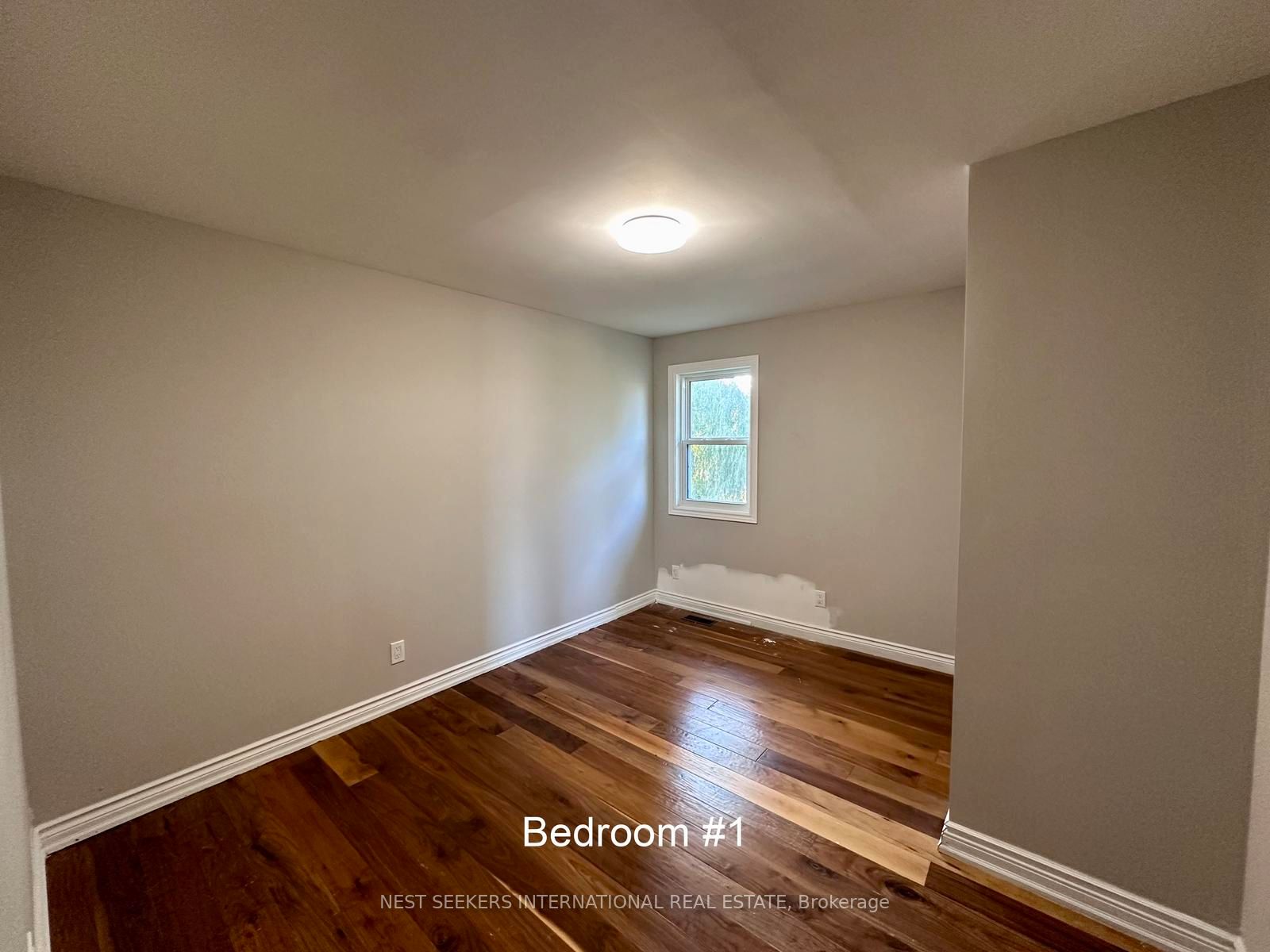 5876 8th Line Property Photo 17