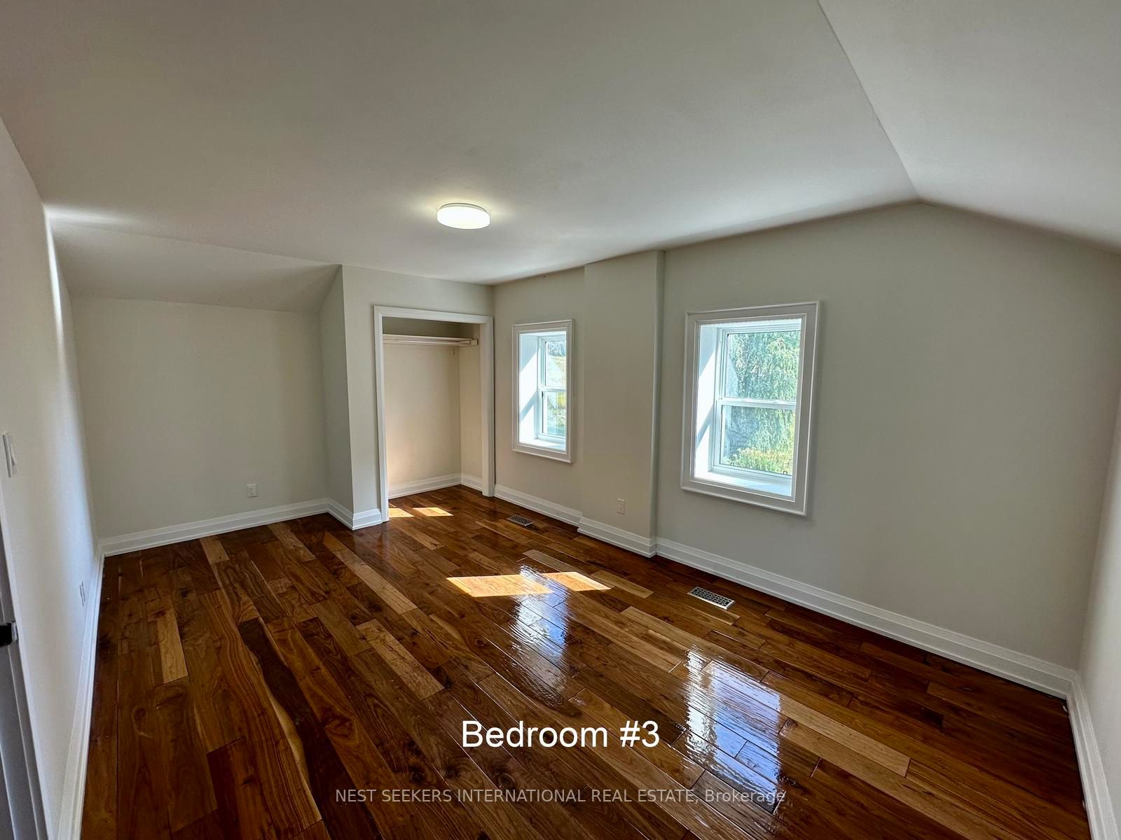 5876 8th Line Property Photo 22