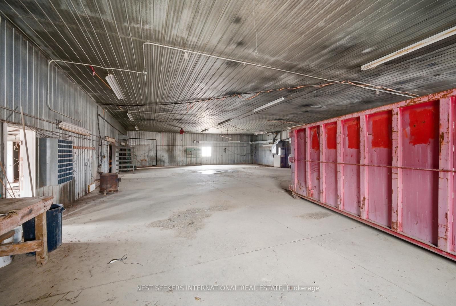 5876 8th Line Property Photo 26