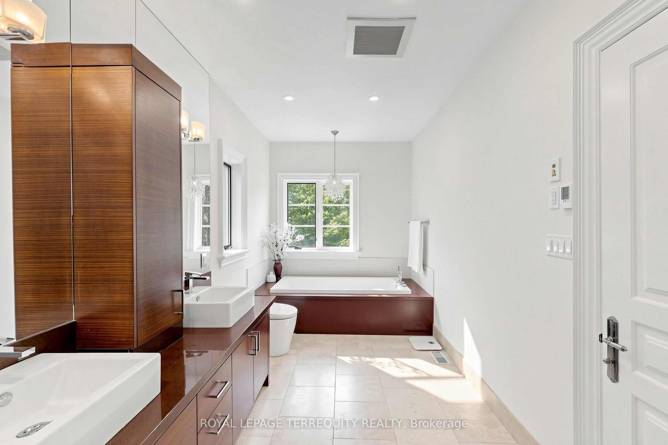 17 Jeremy Drive Property Photo 31