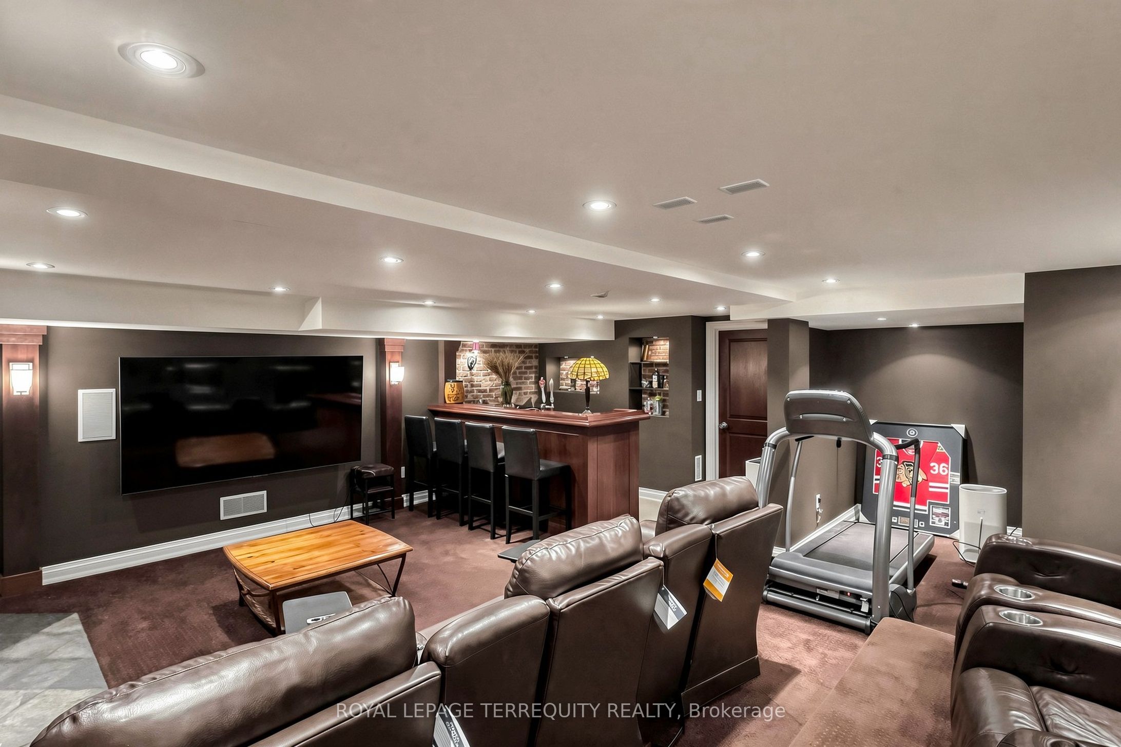 17 Jeremy Drive Property Photo 43