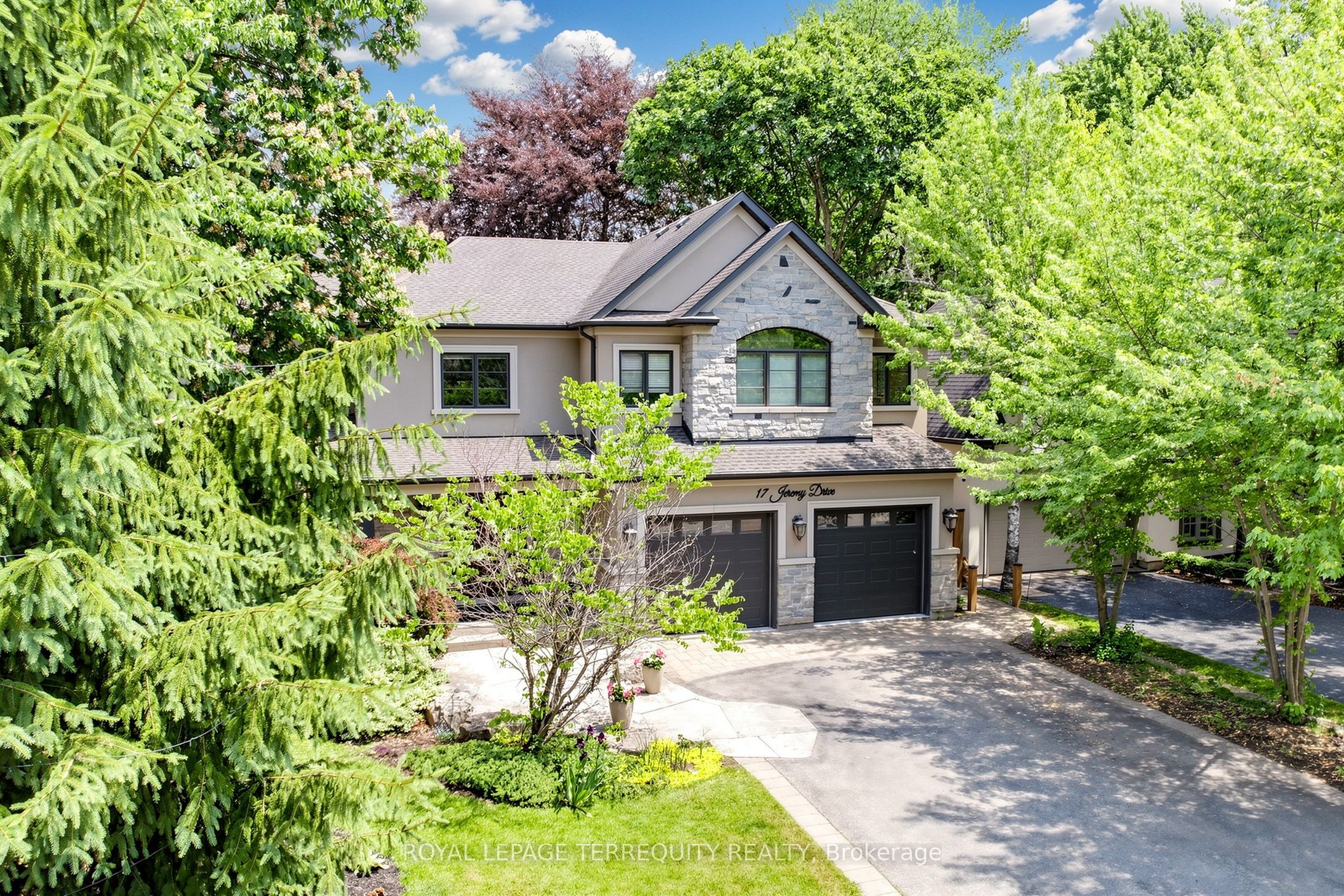 17 Jeremy Drive Property Photo 49