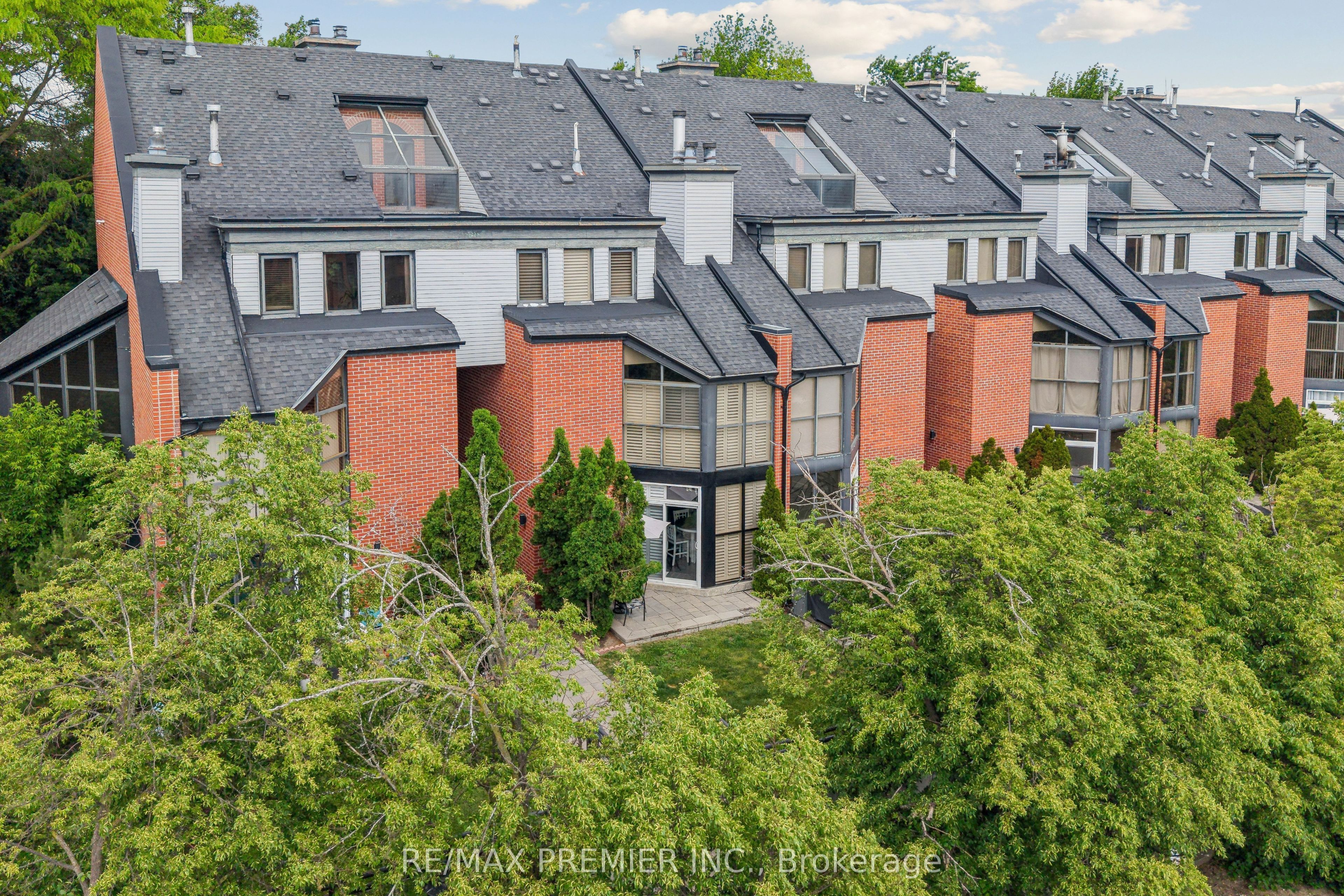 100 Arbors Lane 8 Property Photo 28