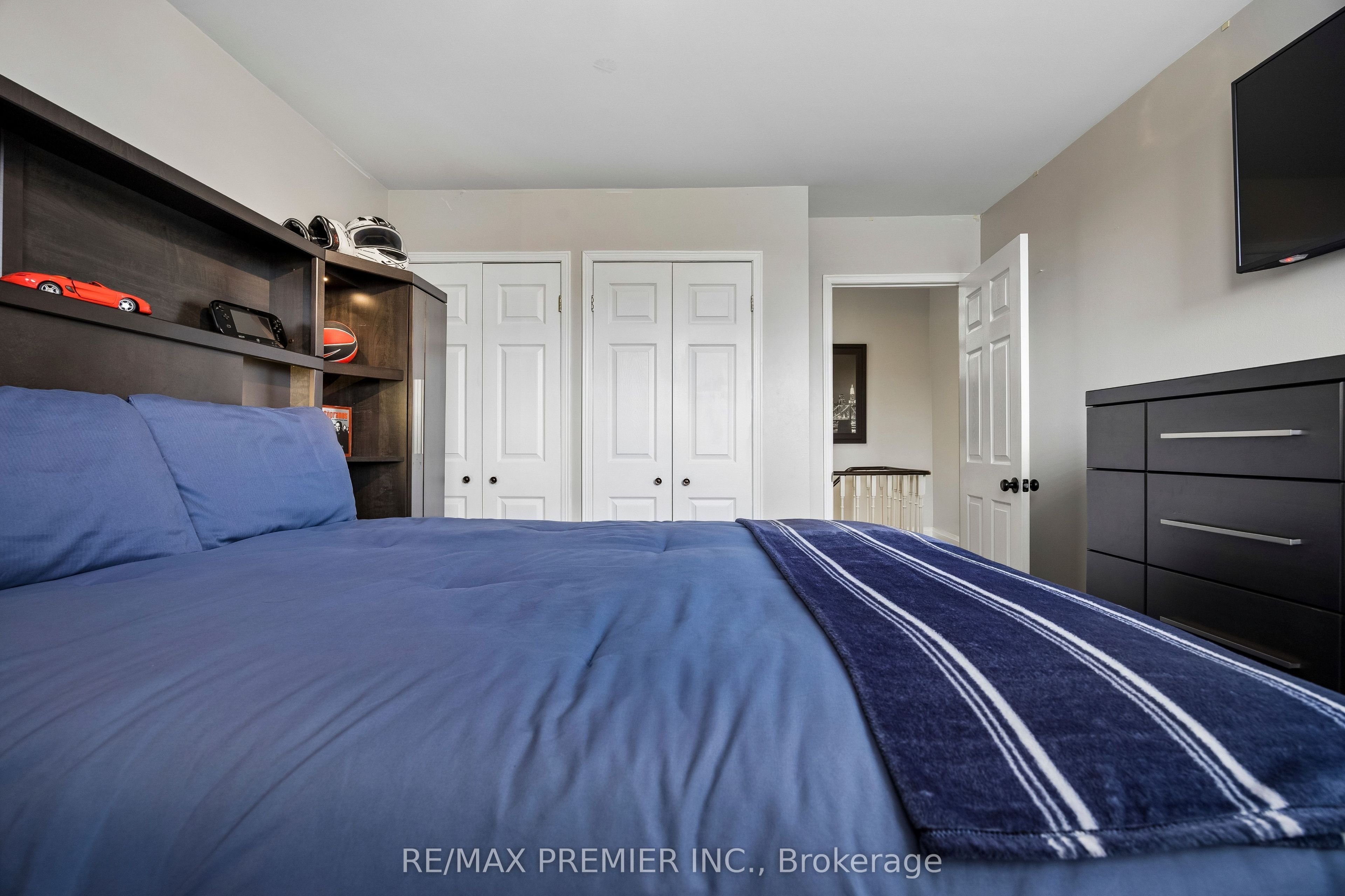 100 Arbors Lane 8 Property Photo 34