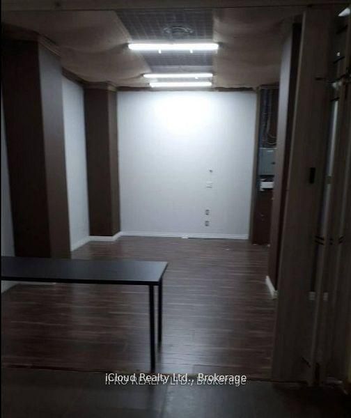 7181 Yonge Street 90 Property Photo 5
