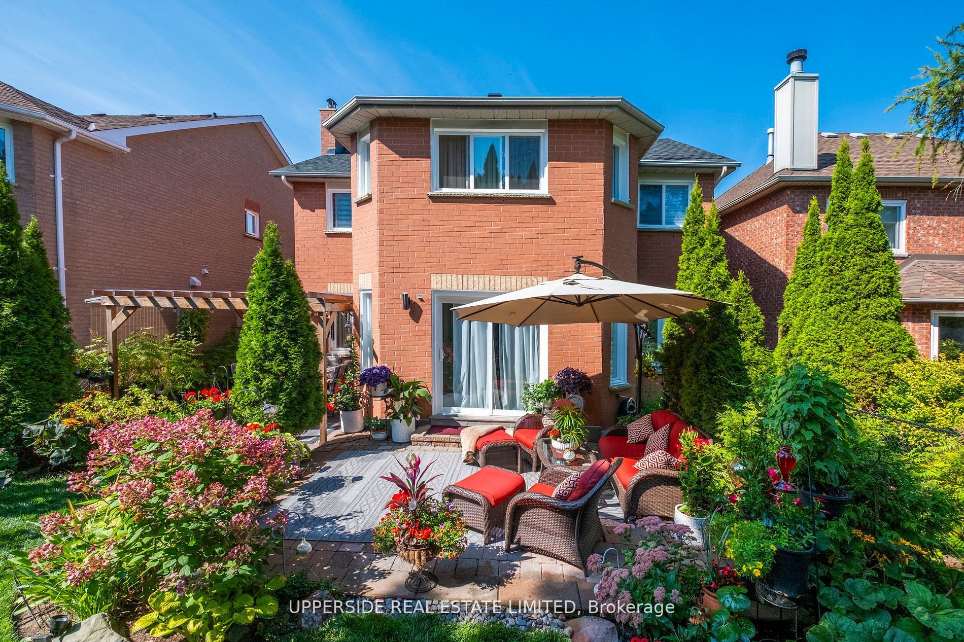 167 Covent Crescent Property Photo 43