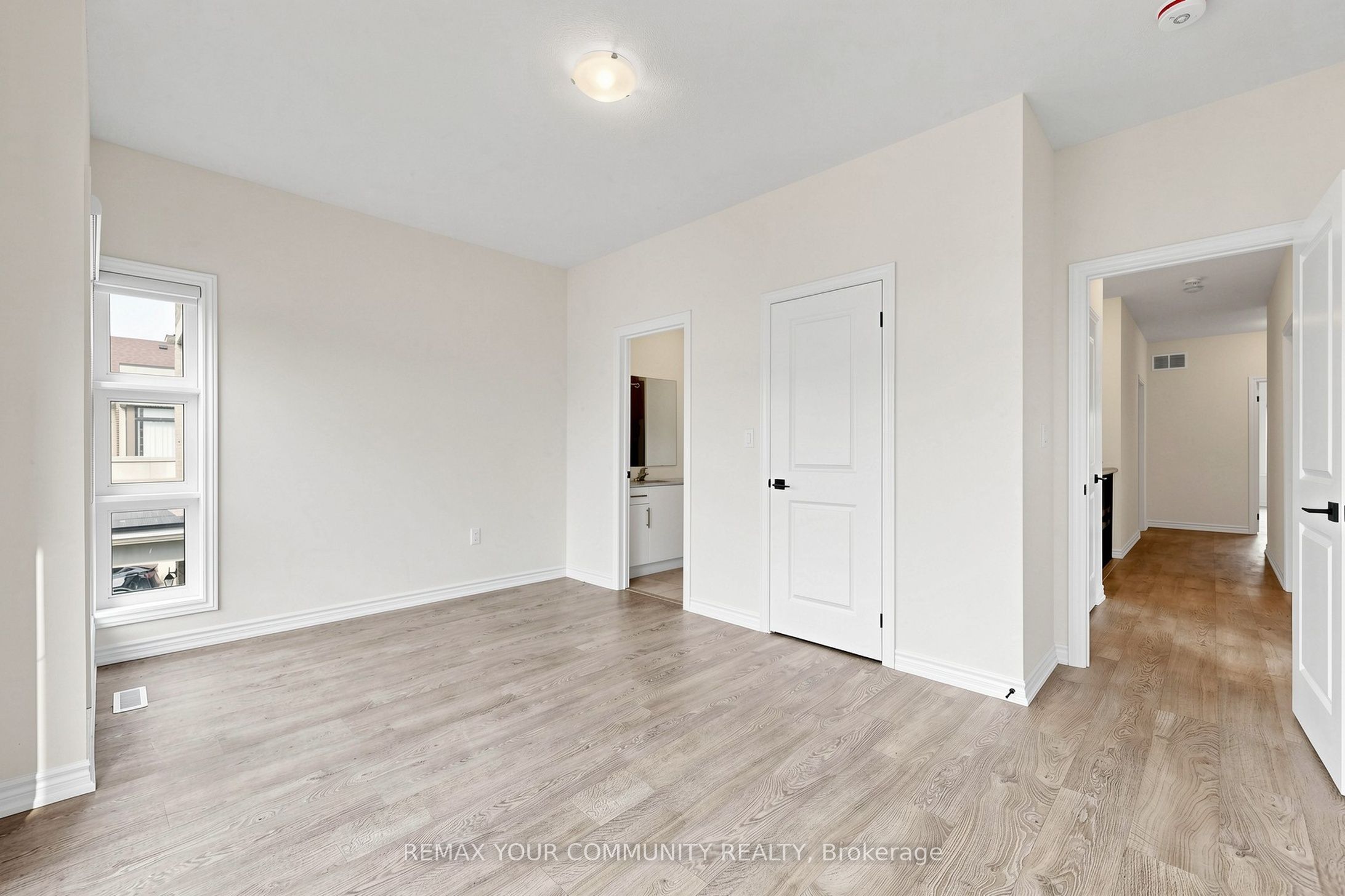 105 Halldorson Avenue Property Photo 35