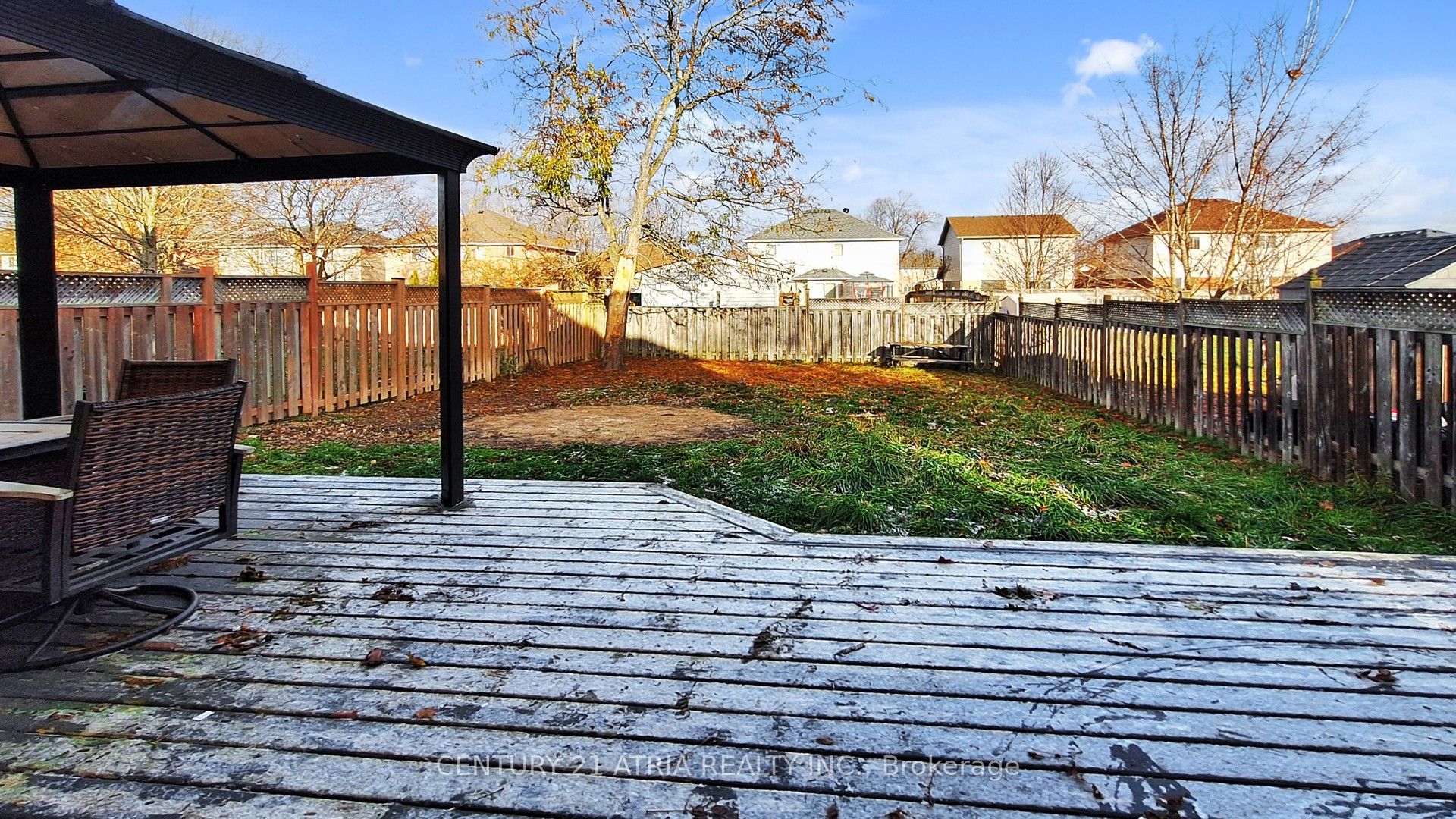 1166 Oriole Crescent Property Photo 9