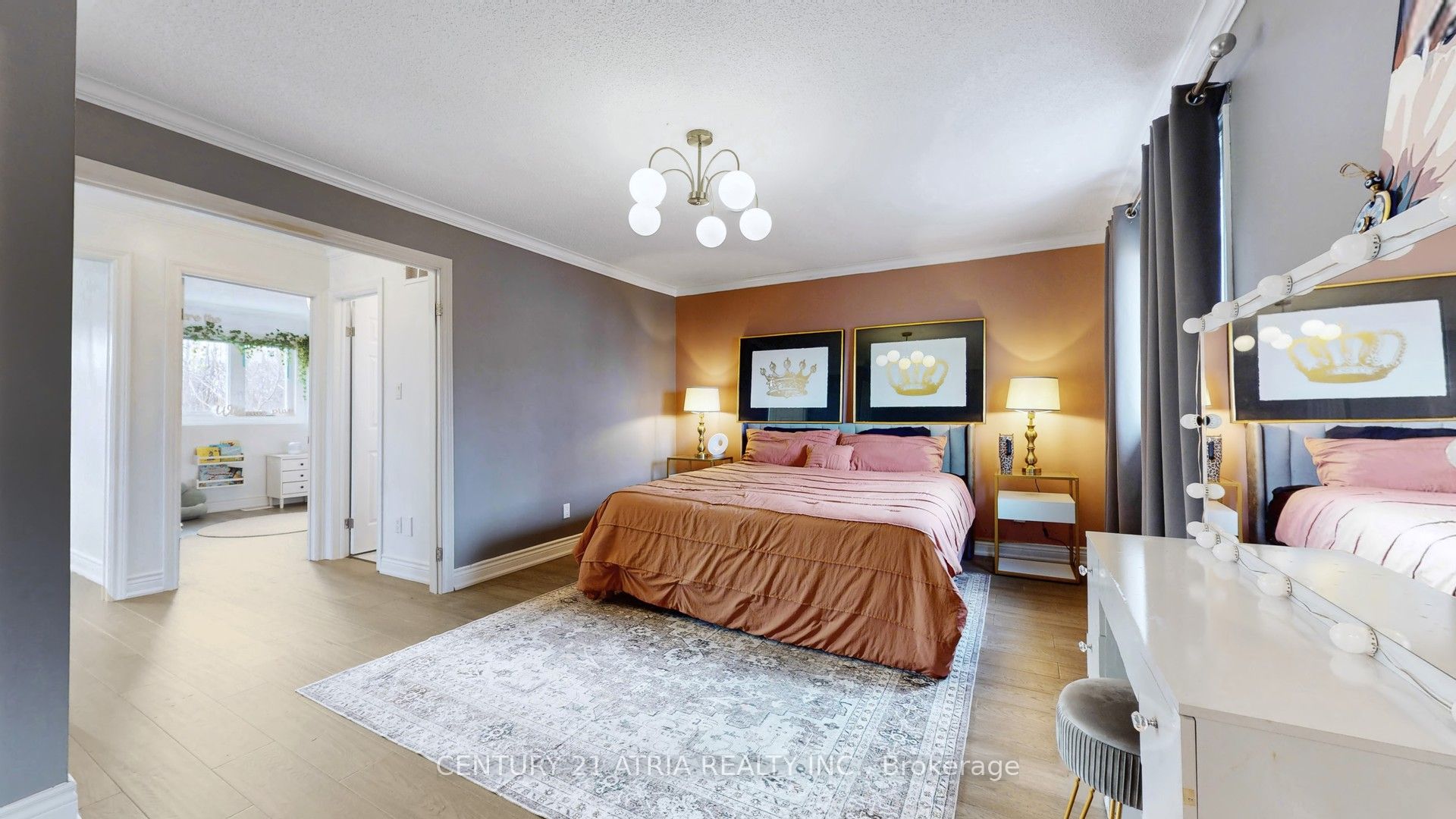 1166 Oriole Crescent Property Photo 28