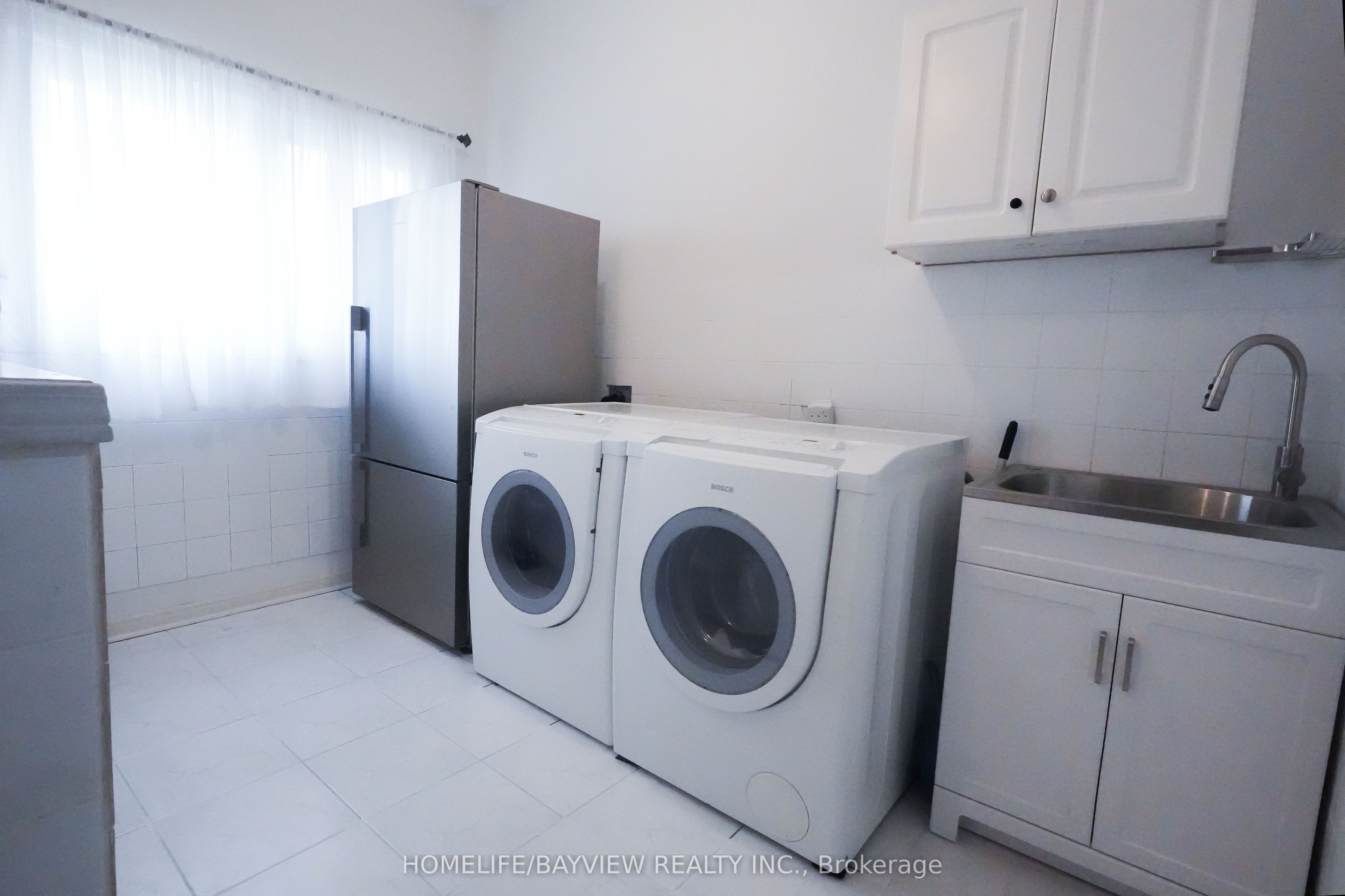 137 Widdifield Avenue Property Photo 39