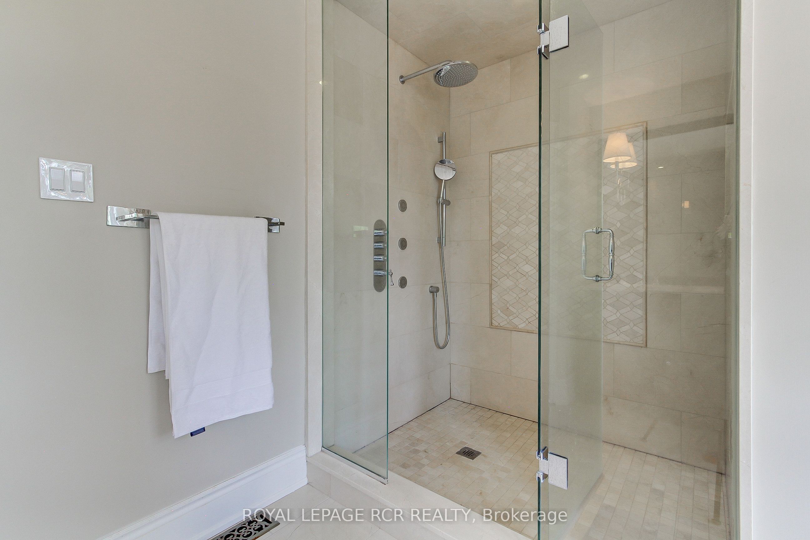 646 Brooker Ridge Property Photo 35