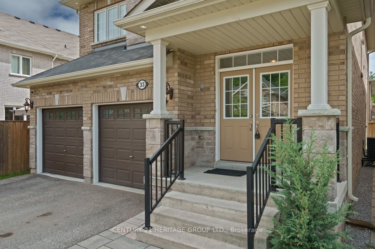 33 Prosser Crescent Property Photo 2