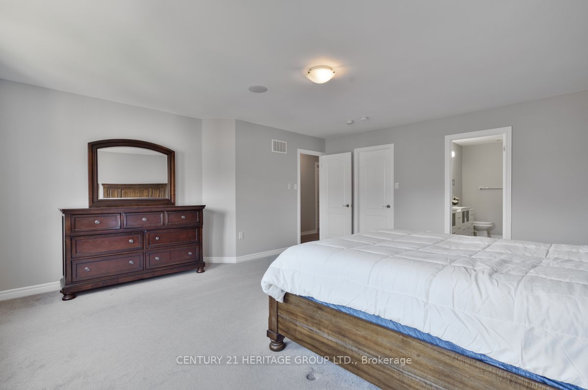 33 Prosser Crescent Property Photo 18