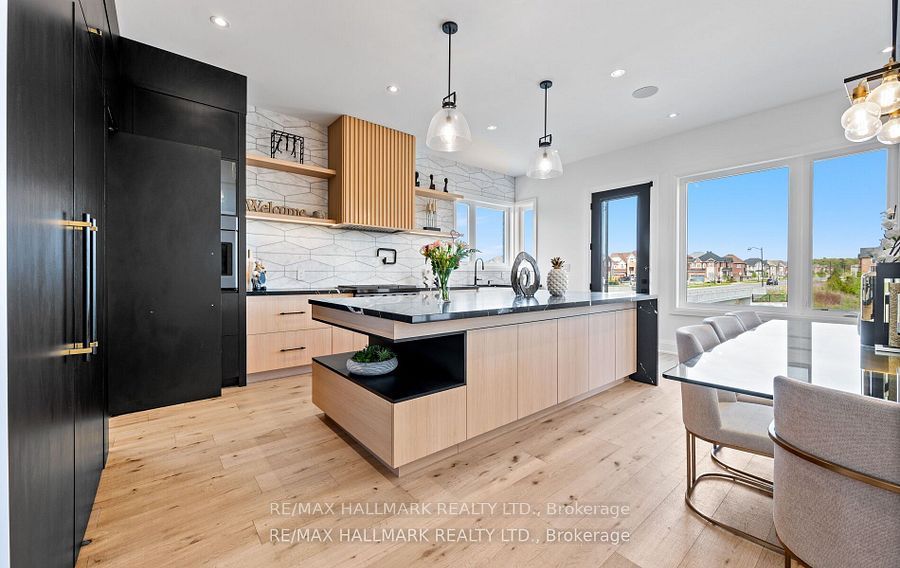 119 Pointon Street Property Photo 14