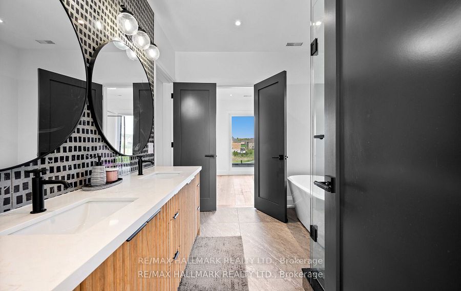 119 Pointon Street Property Photo 28