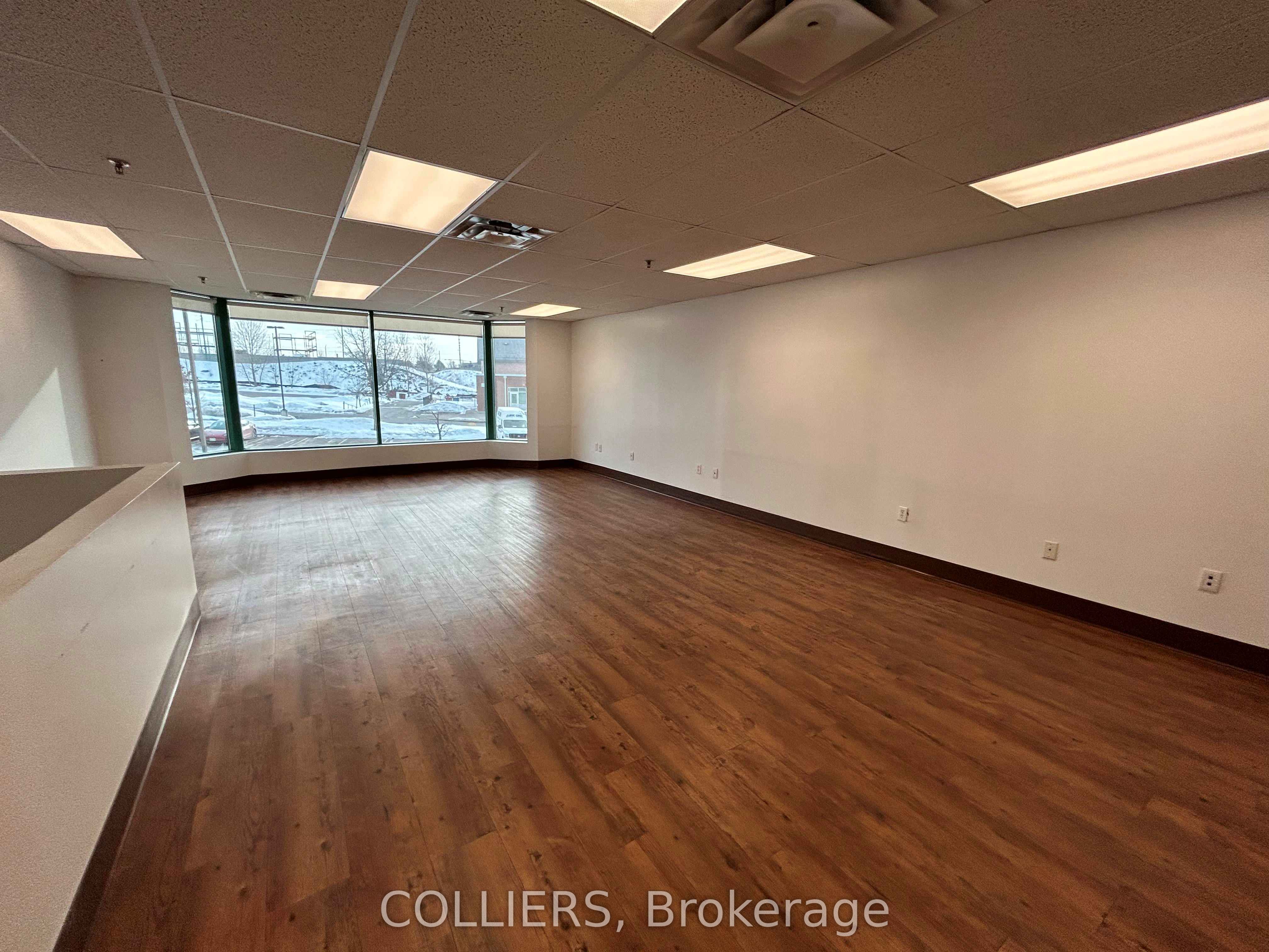 2800 John Street 12 Property Photo 7