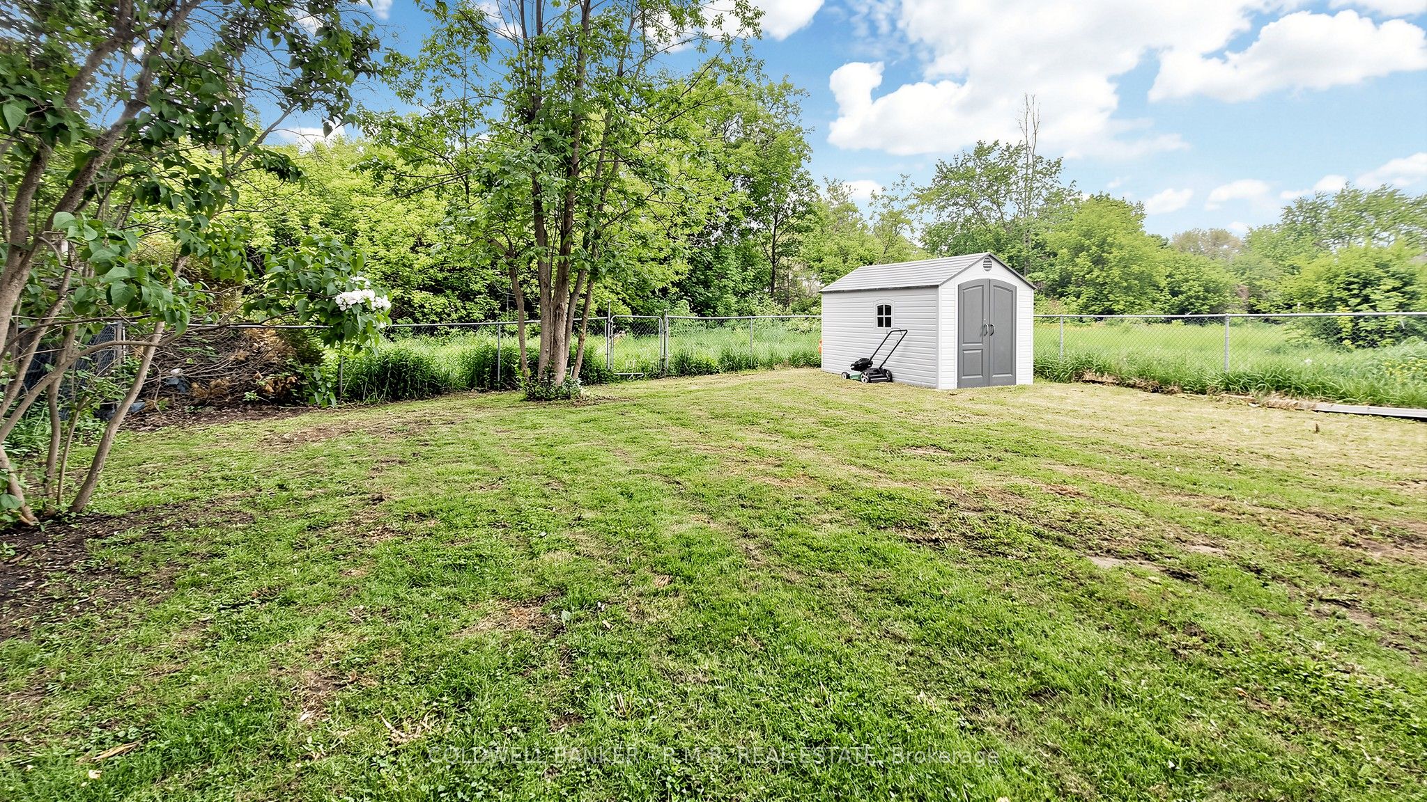 98 Metro Road S Property Photo 45
