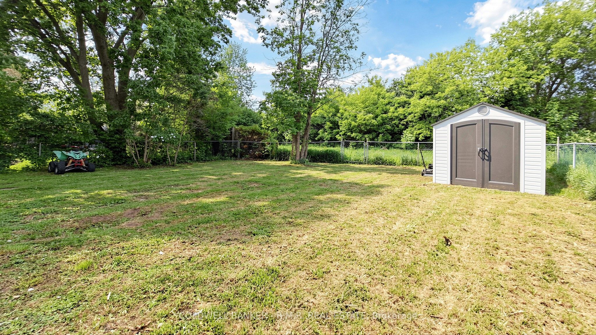 98 Metro Road S Property Photo 46