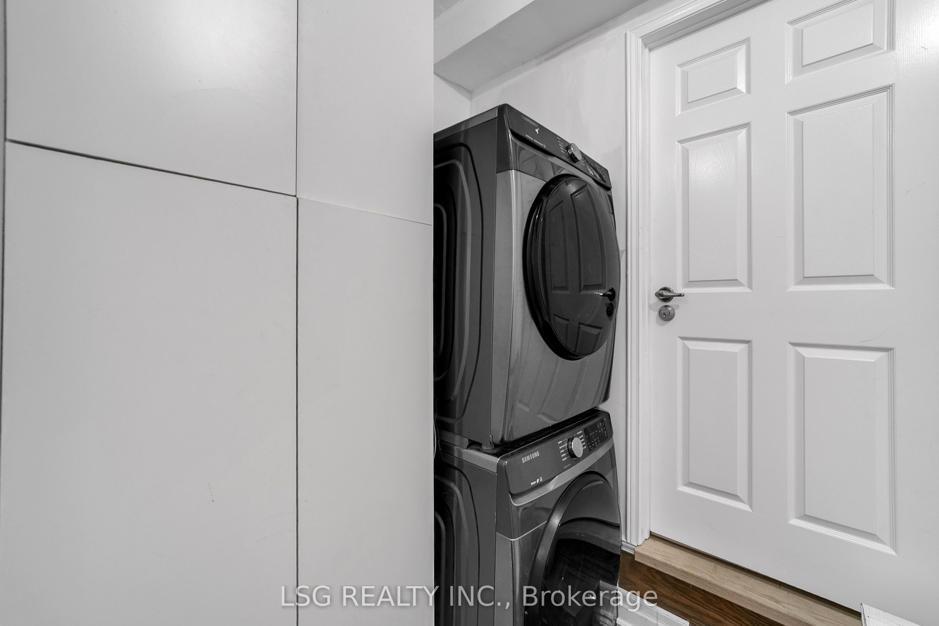 629 York Hill Boulevard Property Photo 31