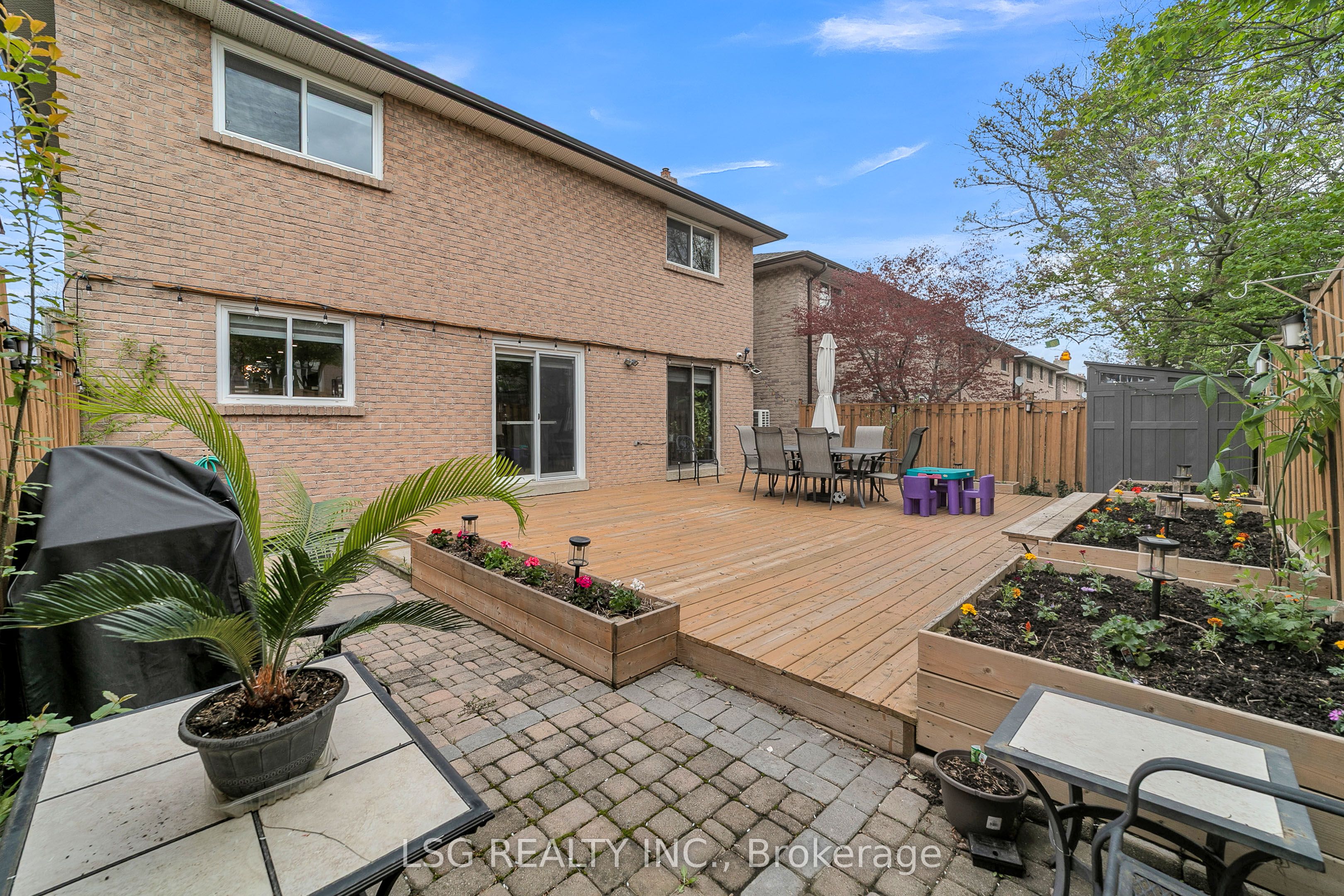 629 York Hill Boulevard Property Photo 46