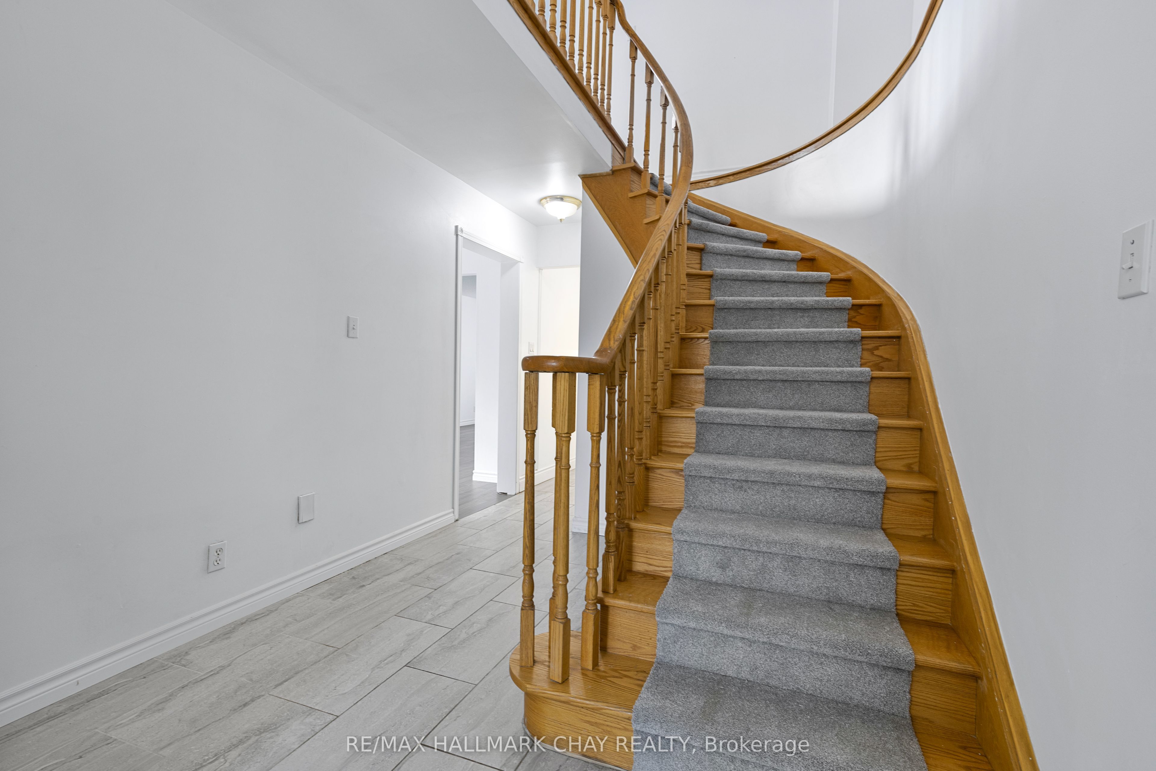 492 Britannia Avenue Property Photo 3