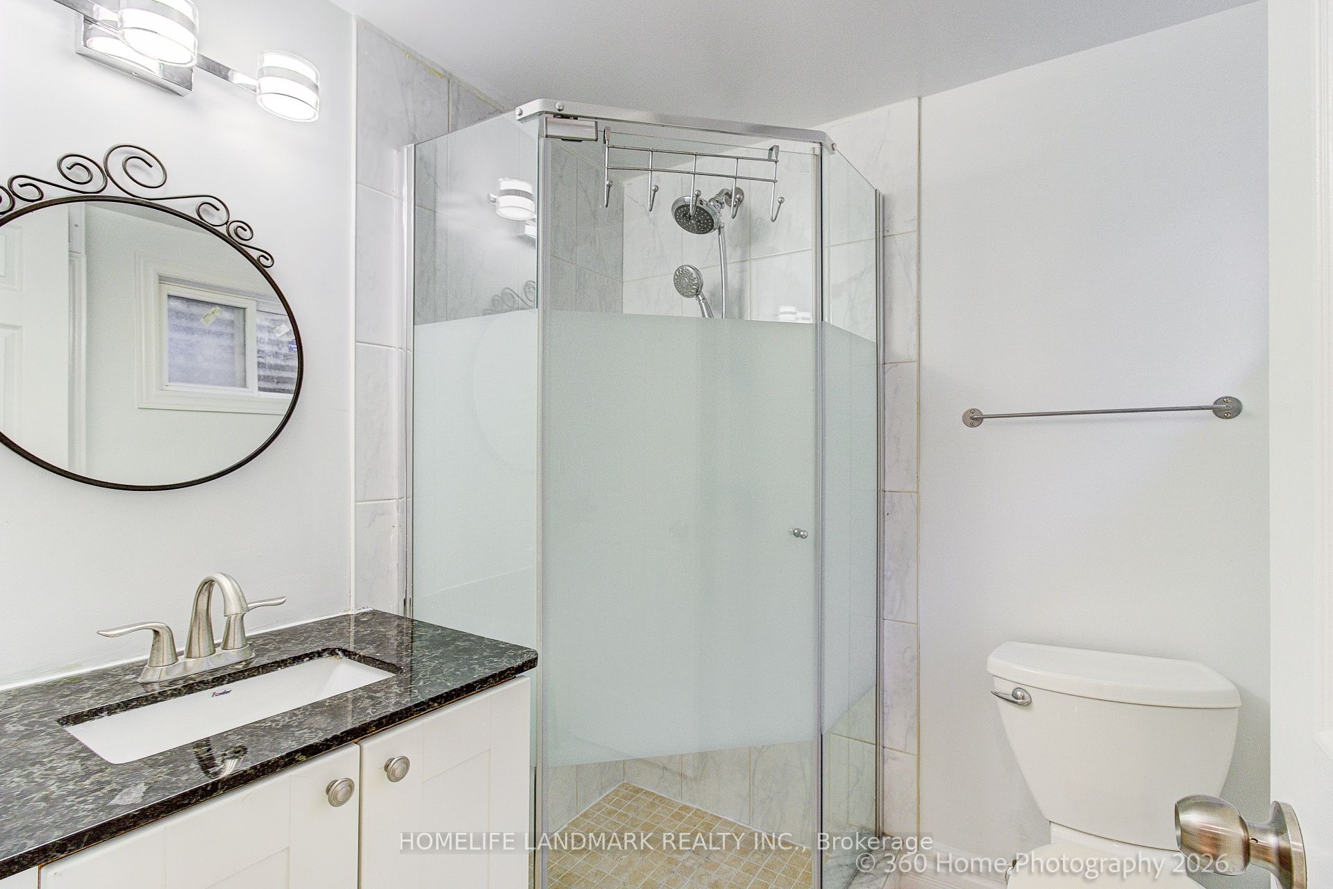 33 Kitsilano Crescent Property Photo 16