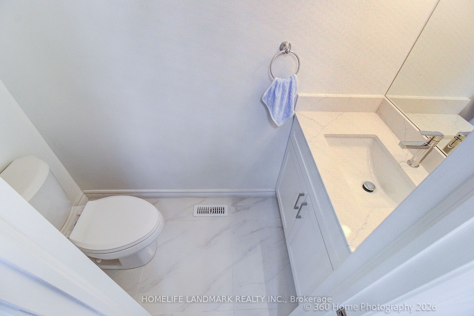 33 Kitsilano Crescent Property Photo 20