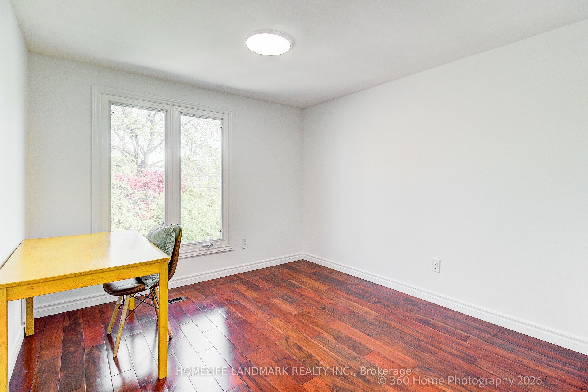 33 Kitsilano Crescent Property Photo 21