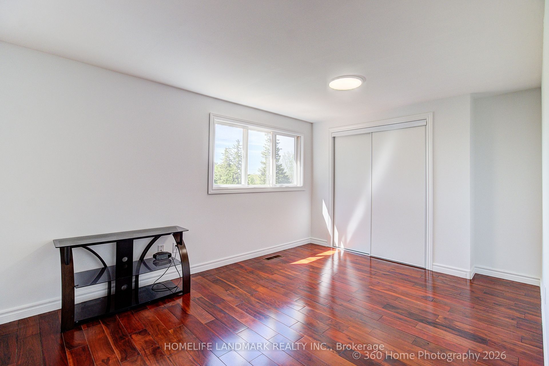 33 Kitsilano Crescent Property Photo 25