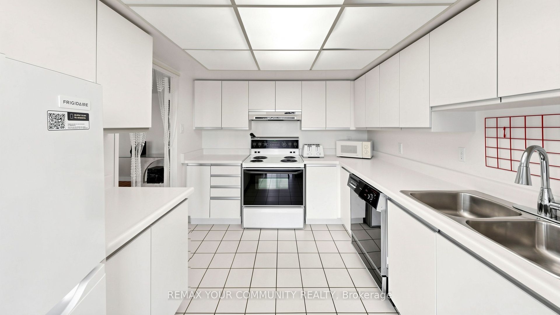 20 Harding Boulevard W 1109 Property Photo 14