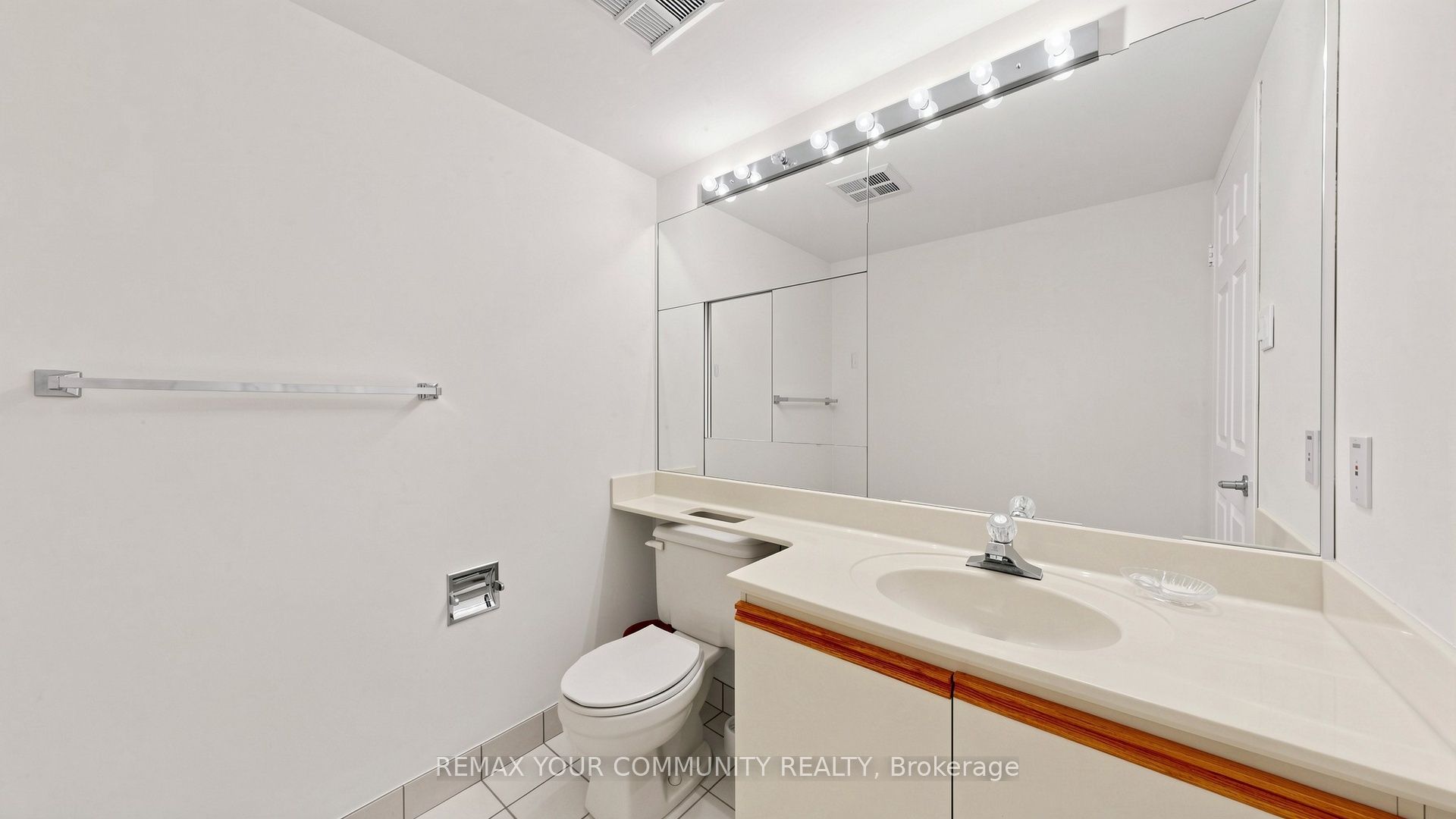 20 Harding Boulevard W 1109 Property Photo 17