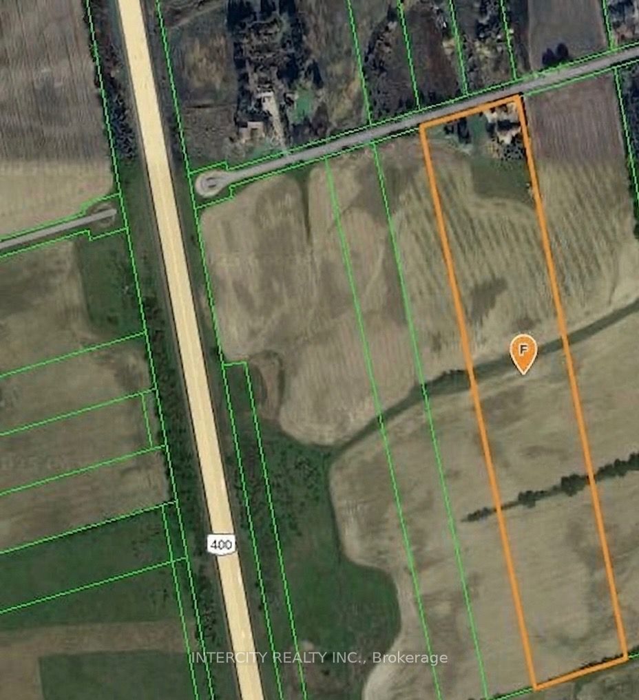 3525 Tenth Line Property Photo 3