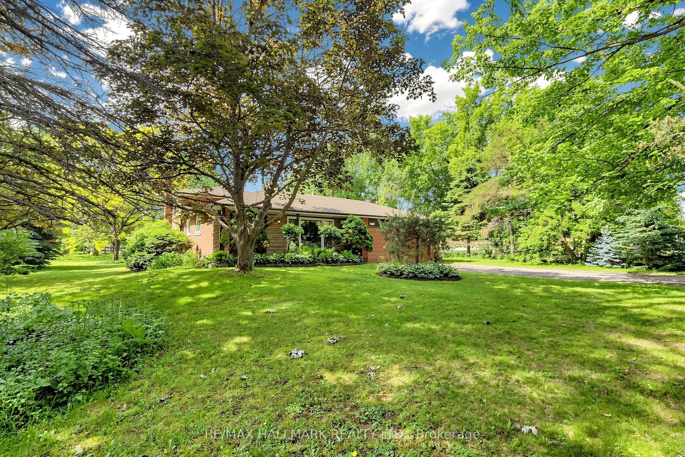 5193 Aurora Road Property Photo 3