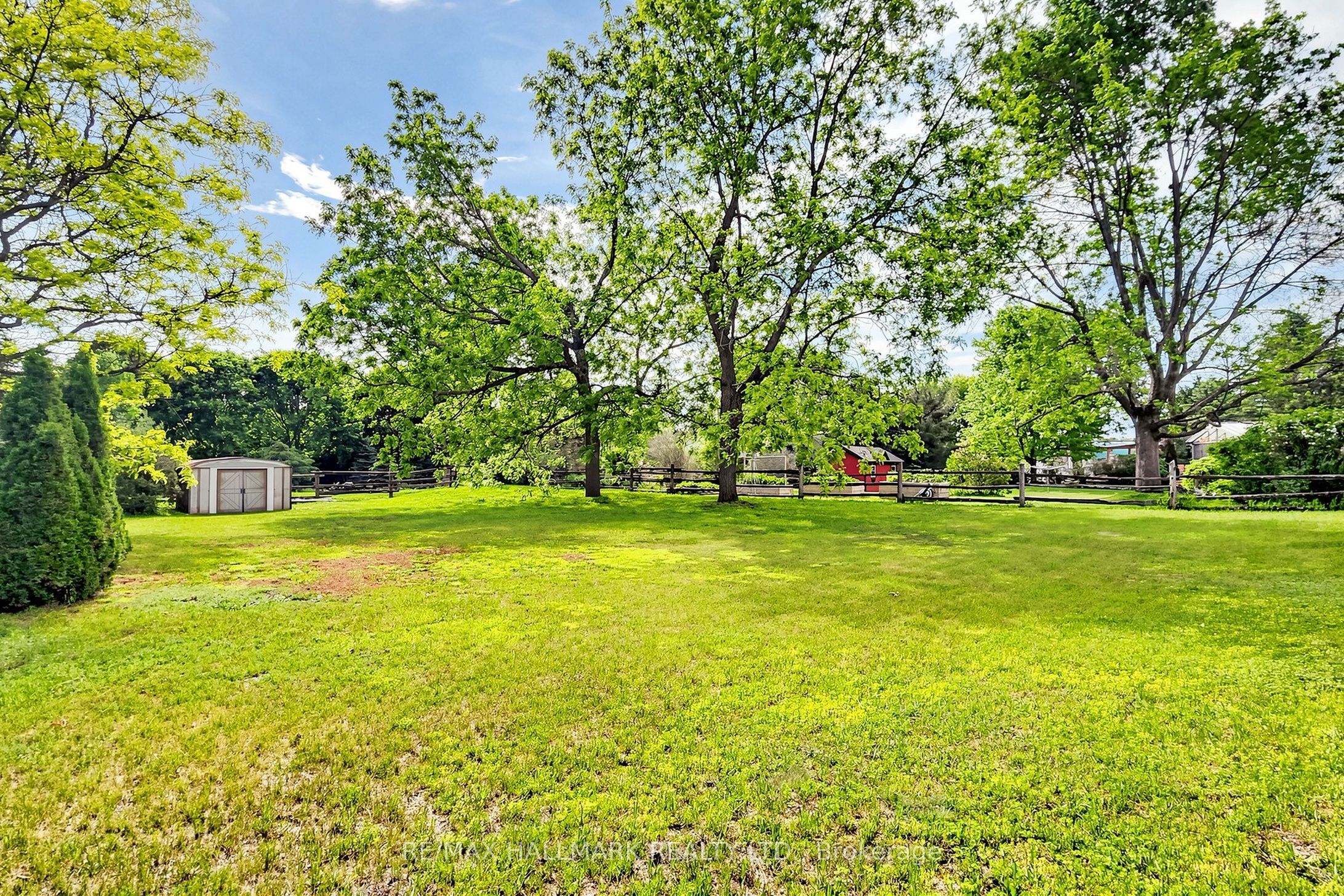 5193 Aurora Road Property Photo 8