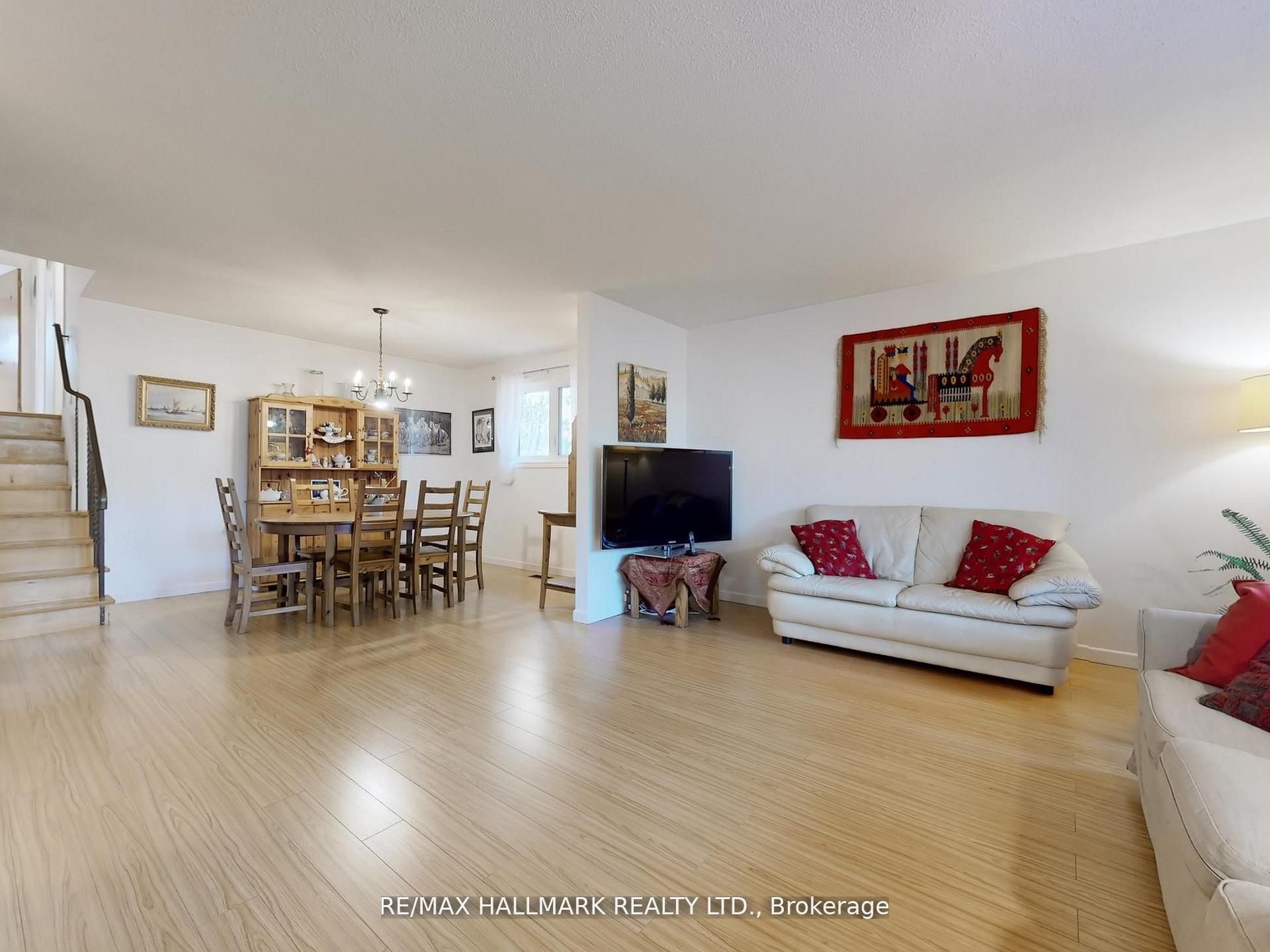 5193 Aurora Road Property Photo 13