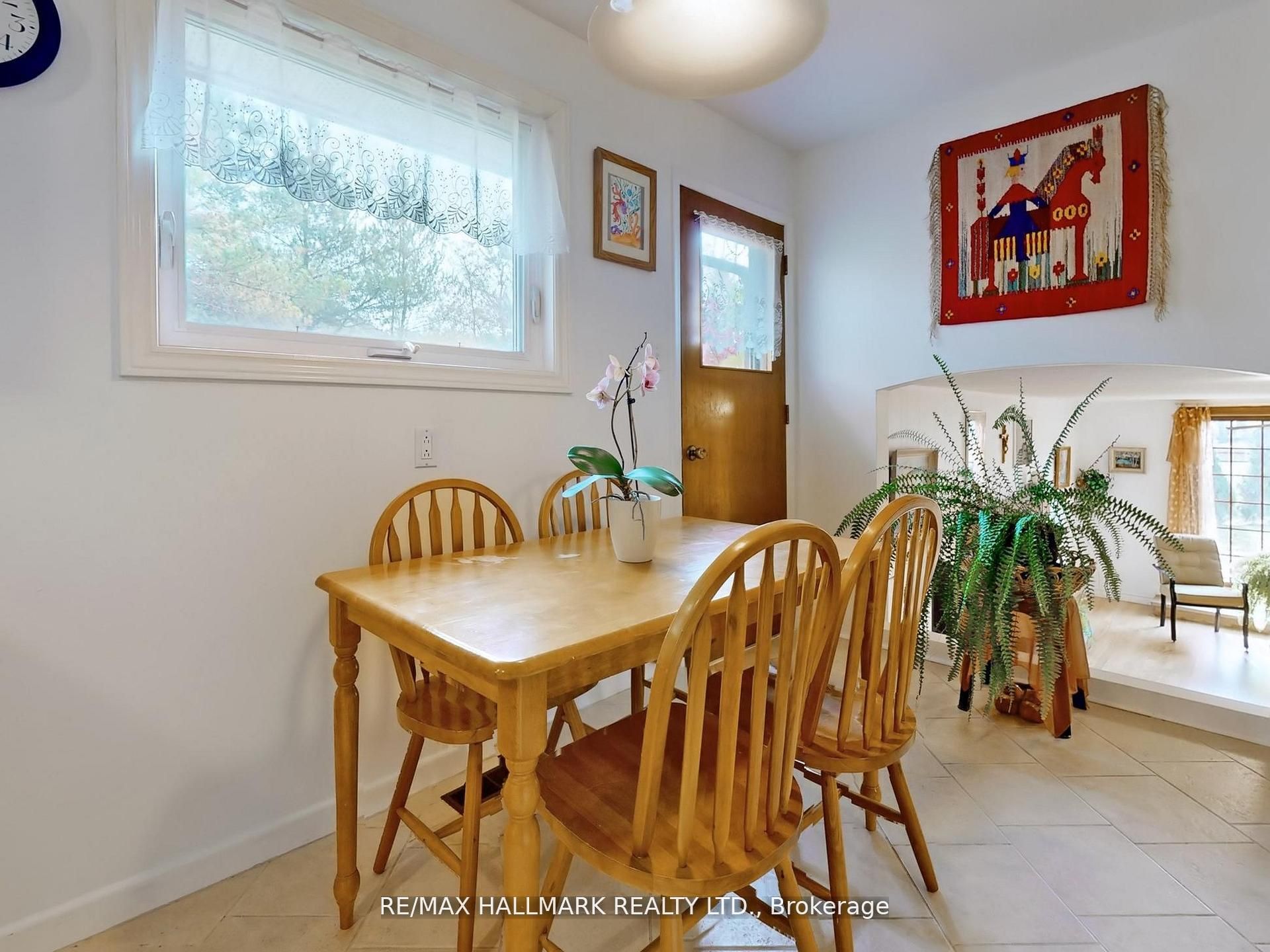 5193 Aurora Road Property Photo 17