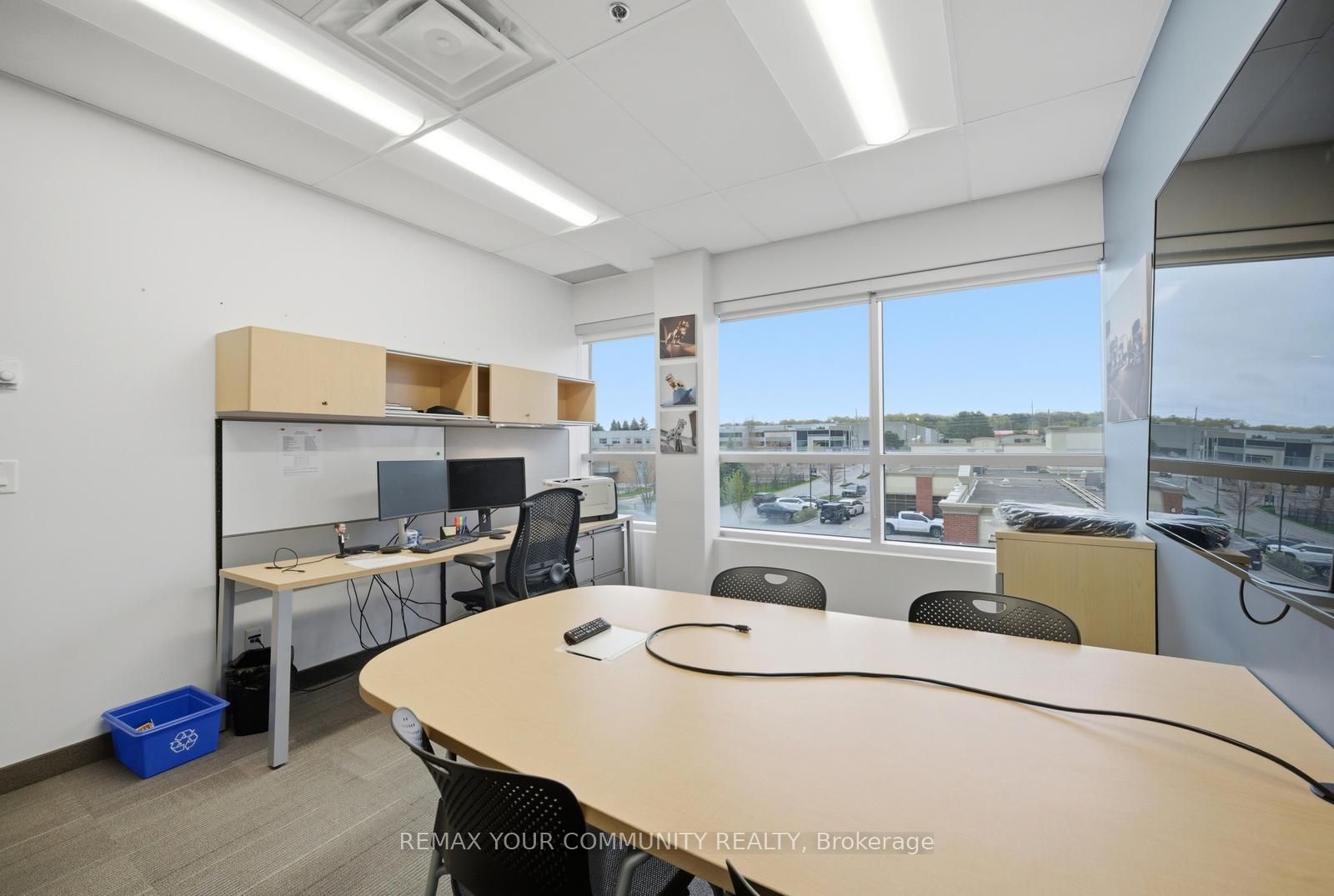 230 Wellington Street E Property Photo 6