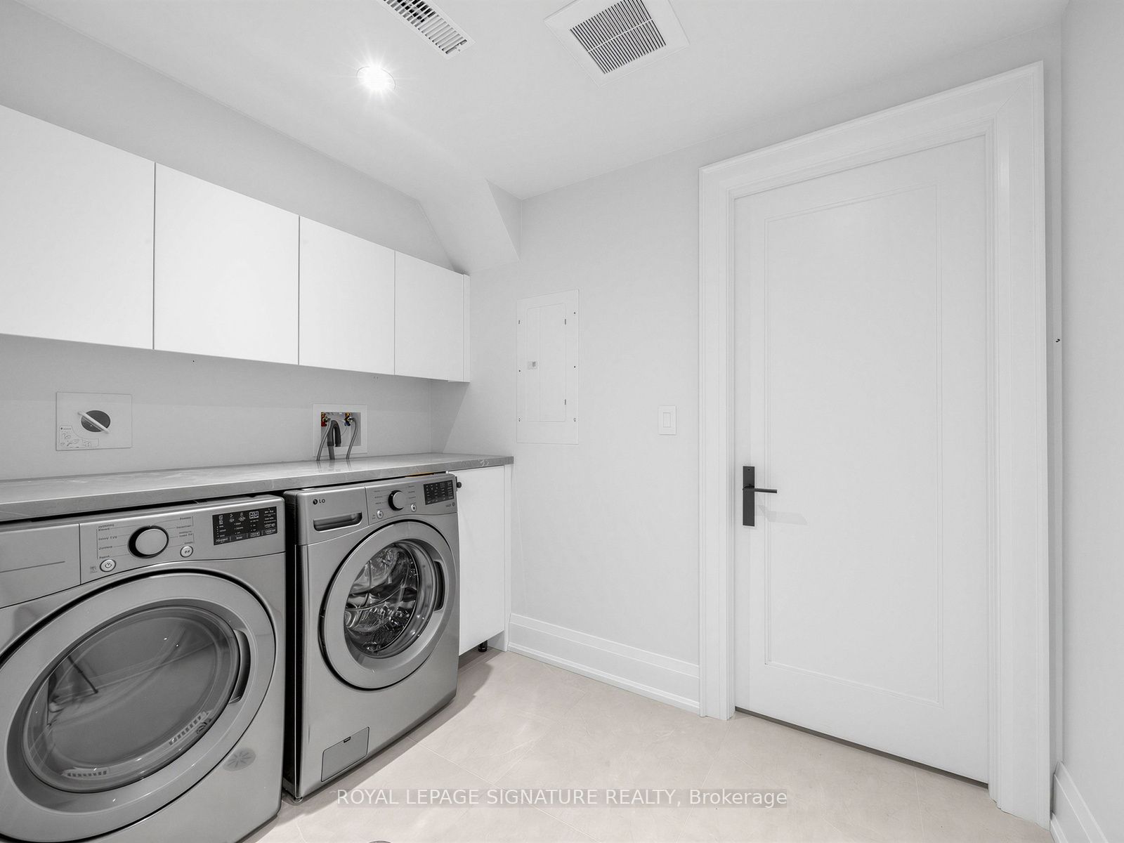 73 Starlight Crescent Property Photo 45
